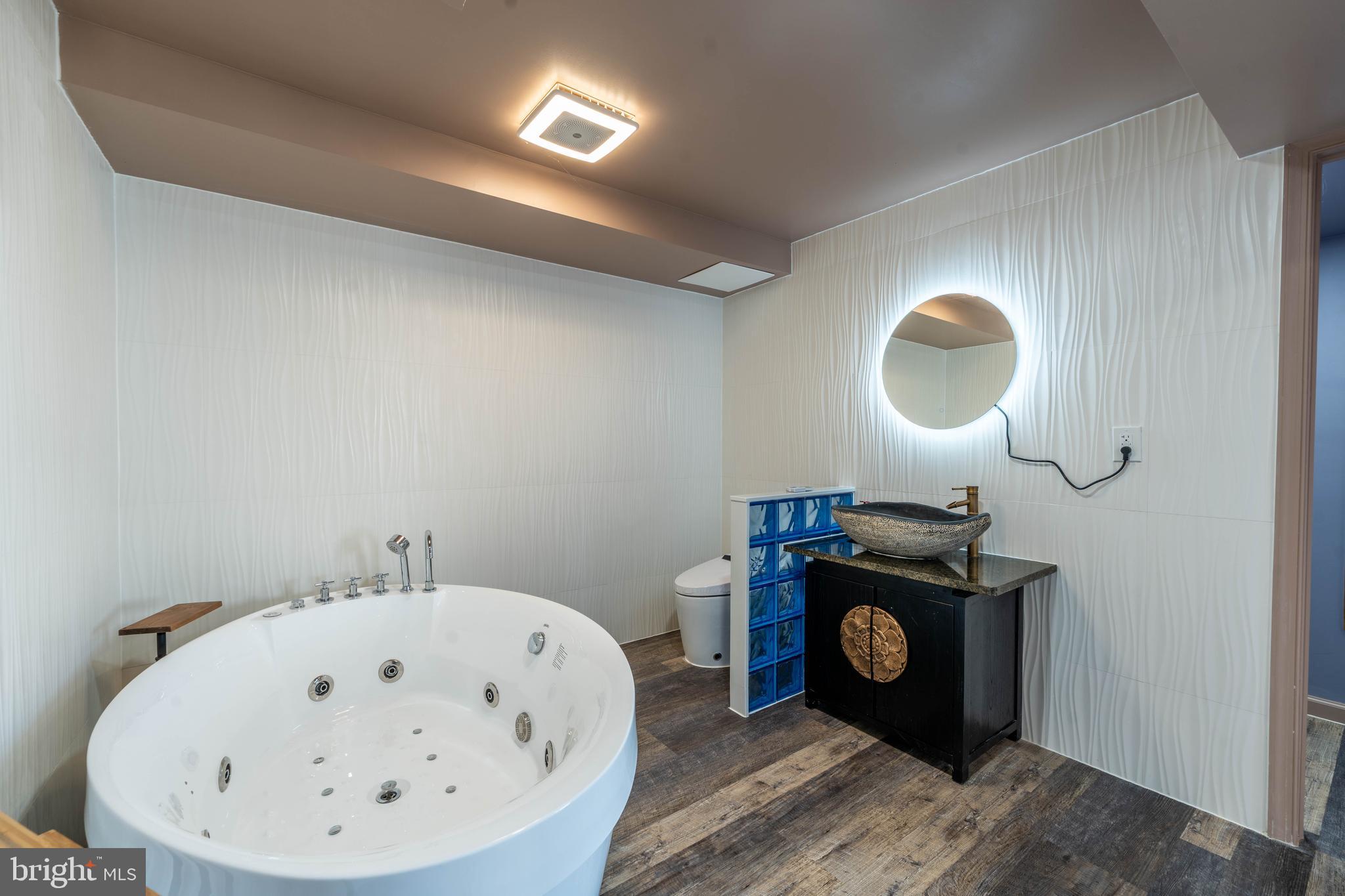 VILLAGE OF NITTANY GLEN - Residential