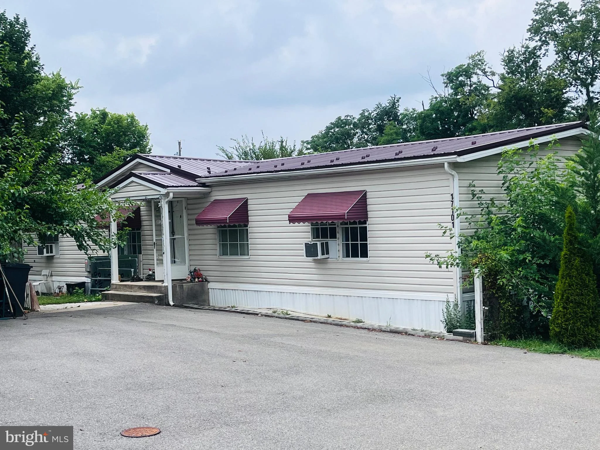 17101 Miner Avenue, Williamsport, MD, 21795