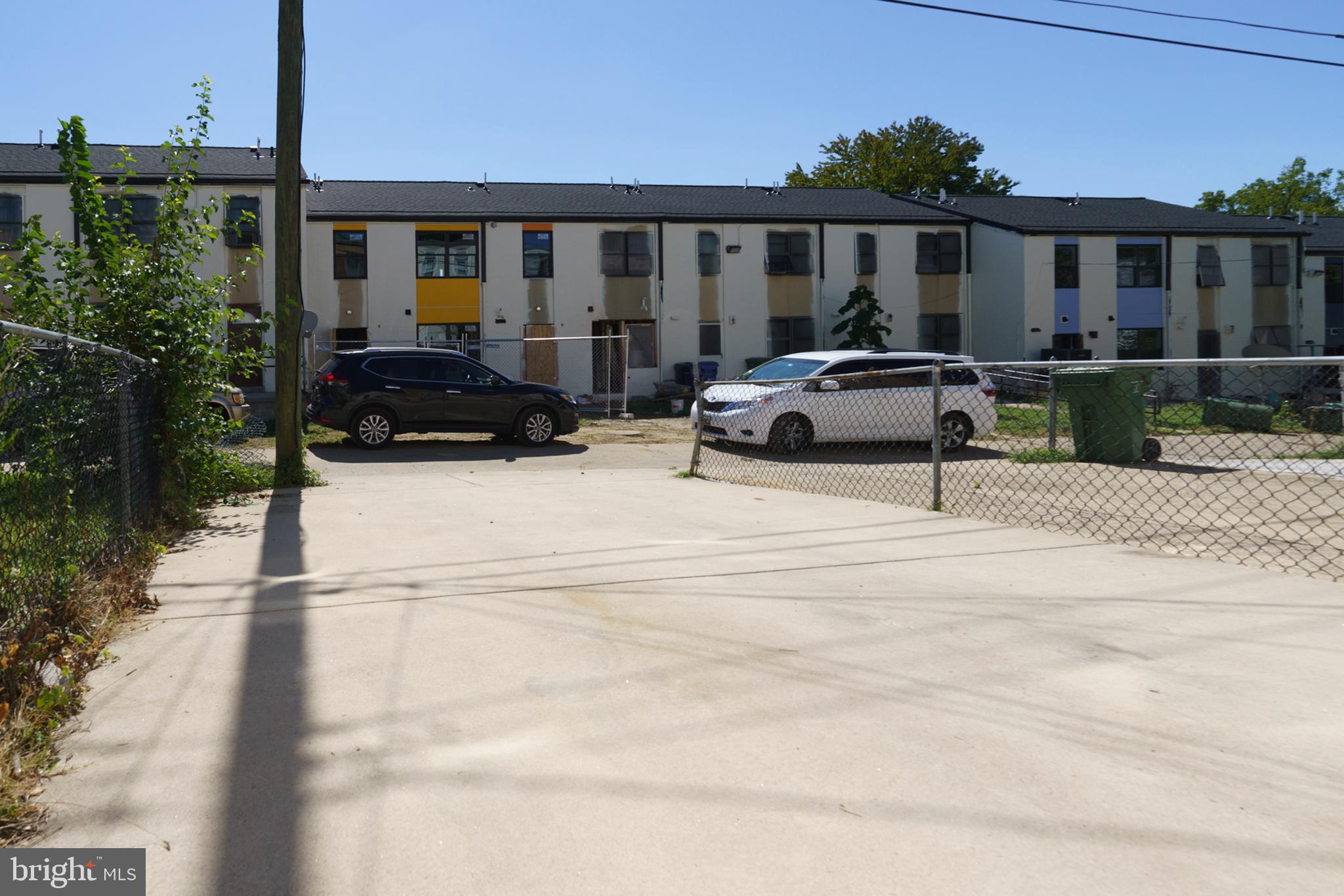 ROSEMONT - Residential