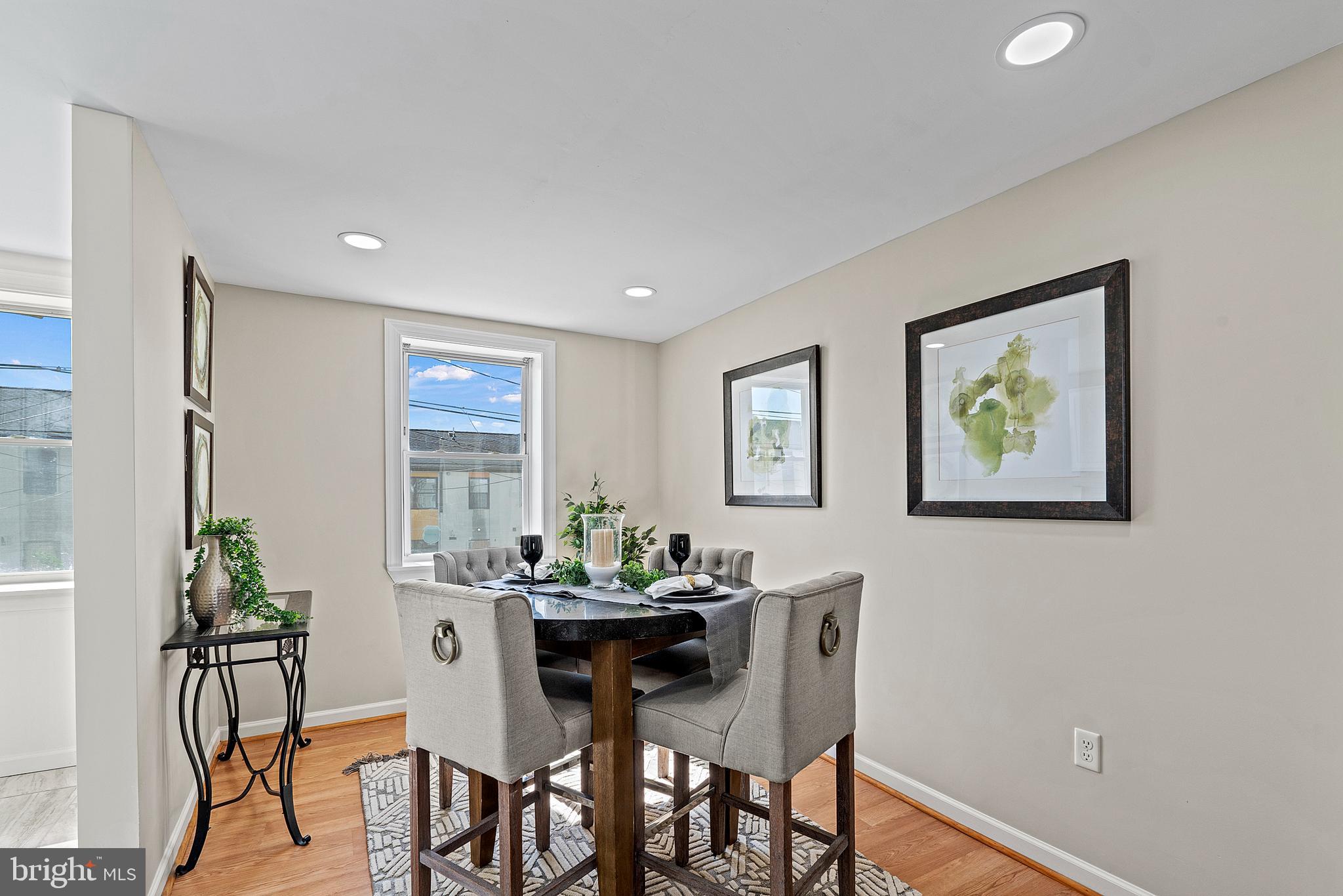 ROSEMONT - Residential