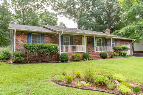 Homes For Sale - 4 Hamlin Drive<br/> FREDERICKSBURG, VA 22405