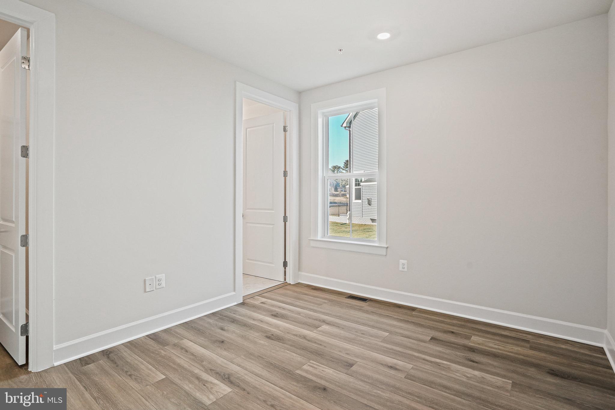 WELLINGTON - Residential