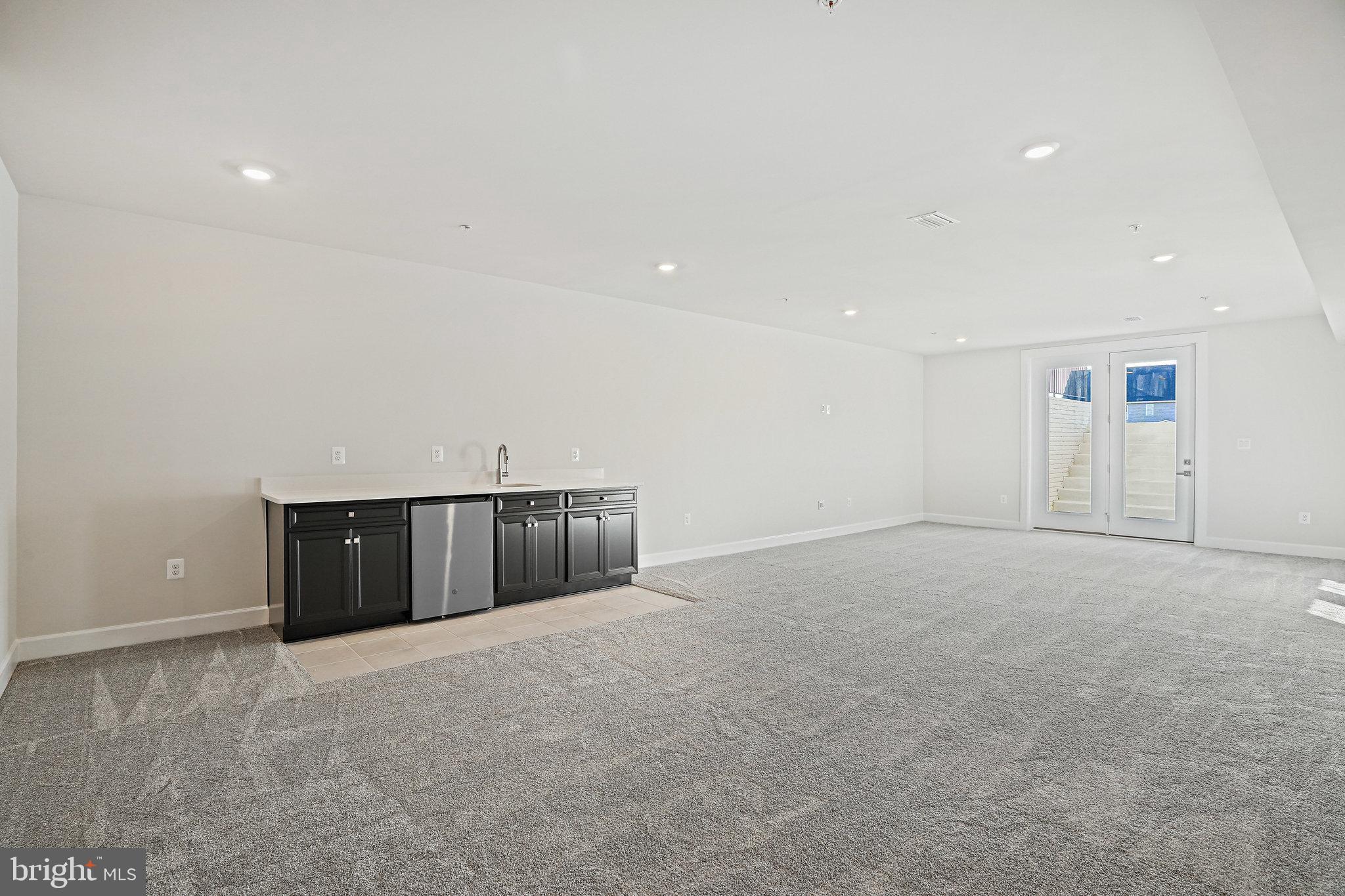 WELLINGTON - Residential