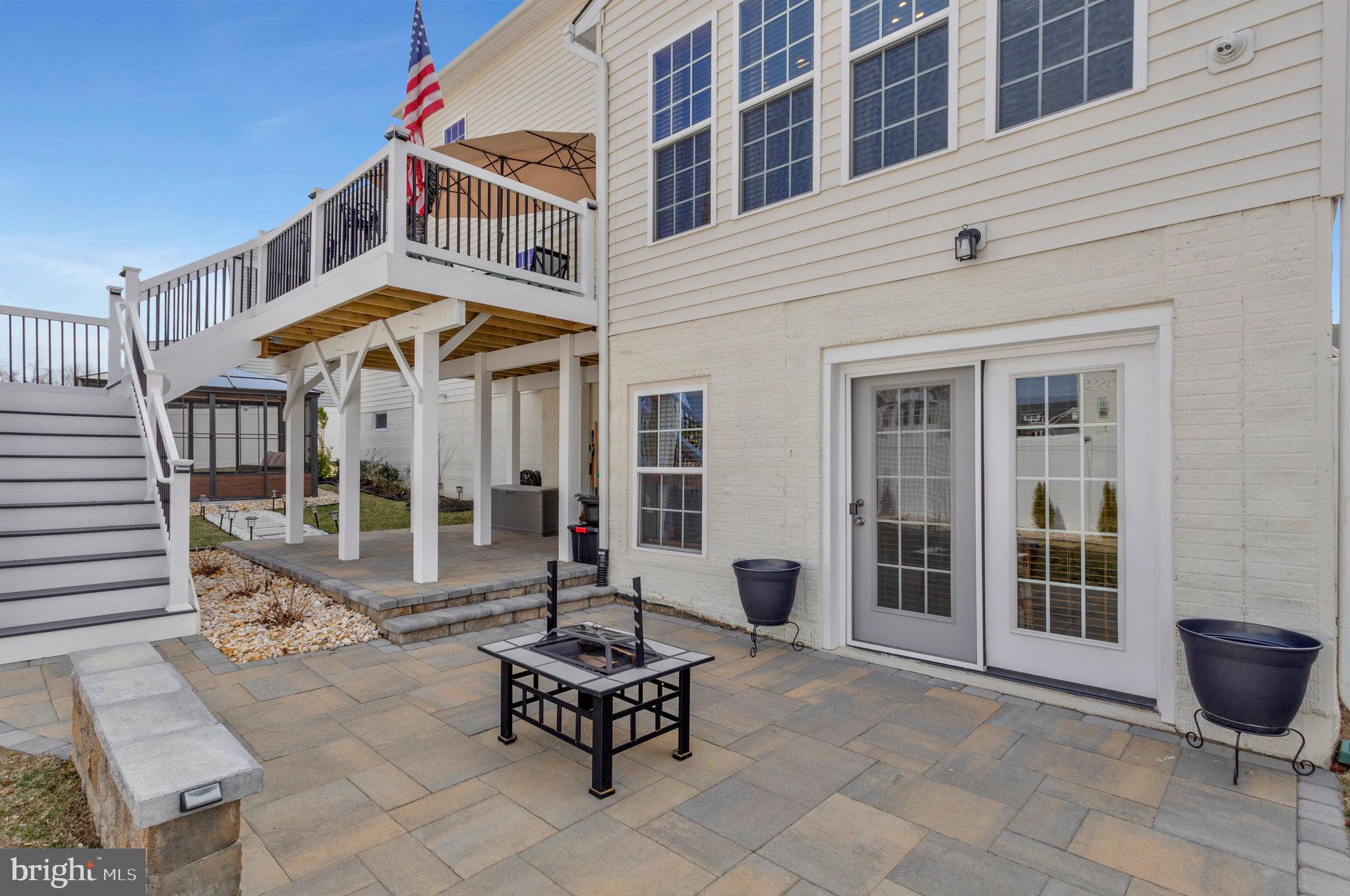 VILLAGES OF SAVANNAH - Residential