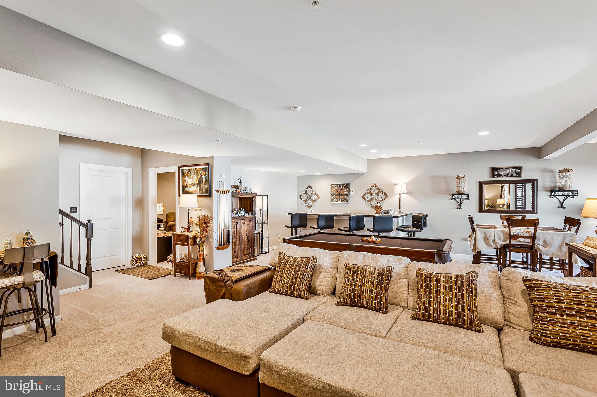 VILLAGES OF SAVANNAH - Residential