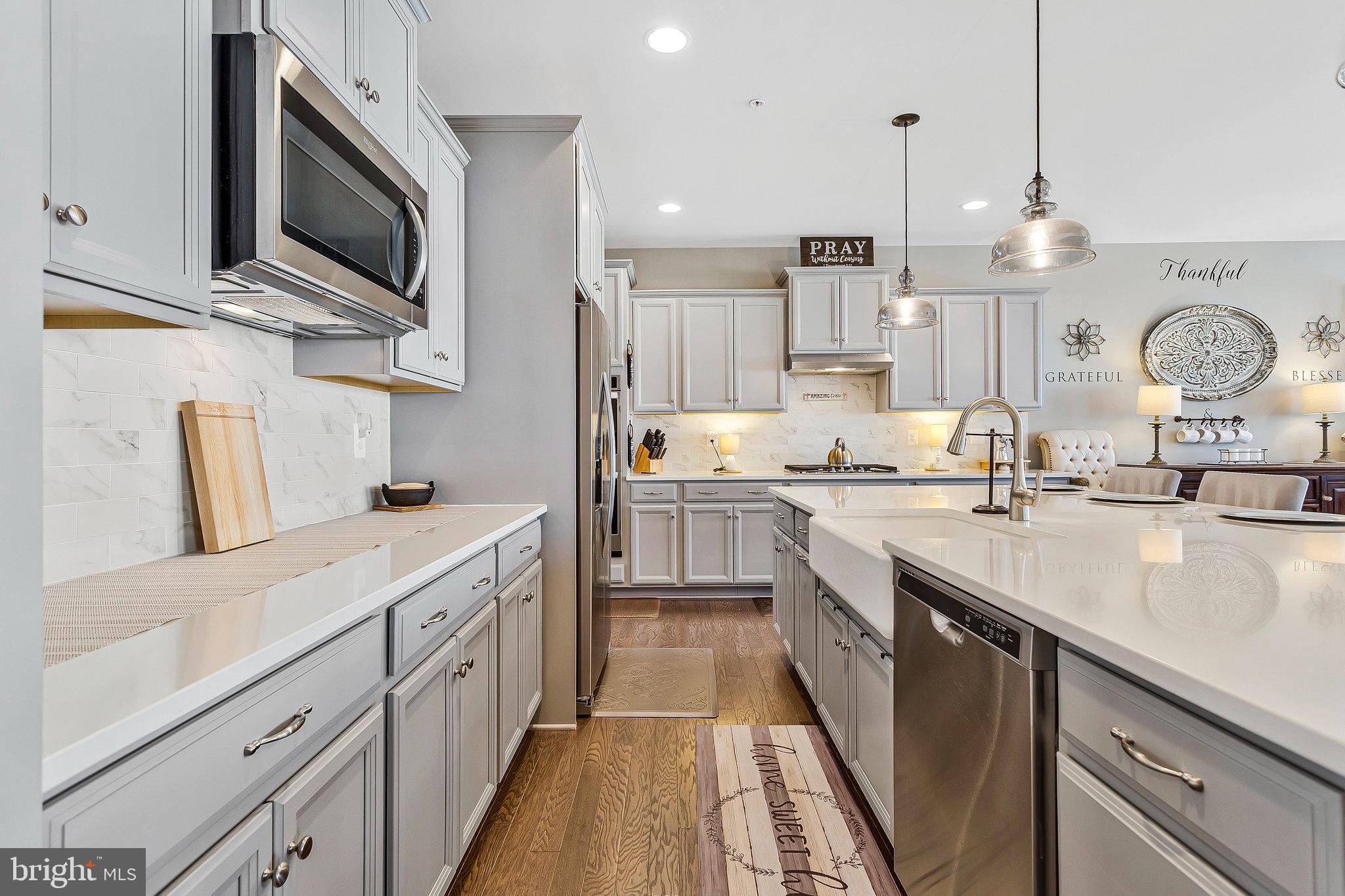 VILLAGES OF SAVANNAH - Residential