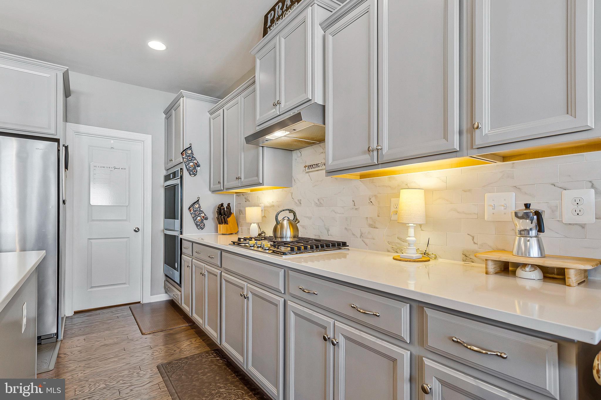 VILLAGES OF SAVANNAH - Residential