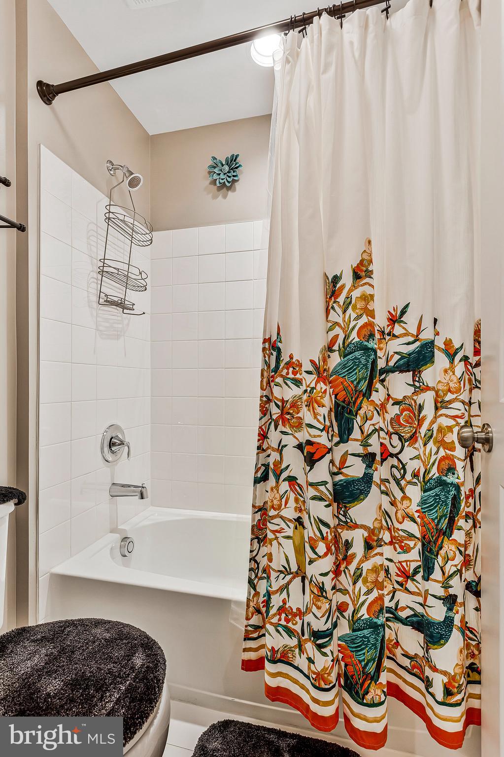 VILLAGES OF SAVANNAH - Residential