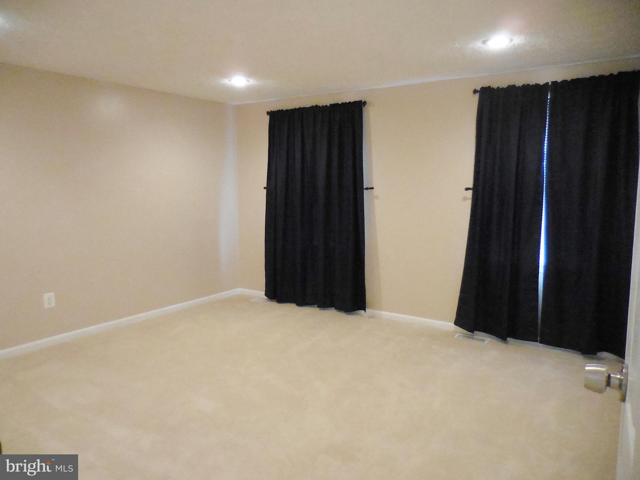 XANADU ESTATES - Residential