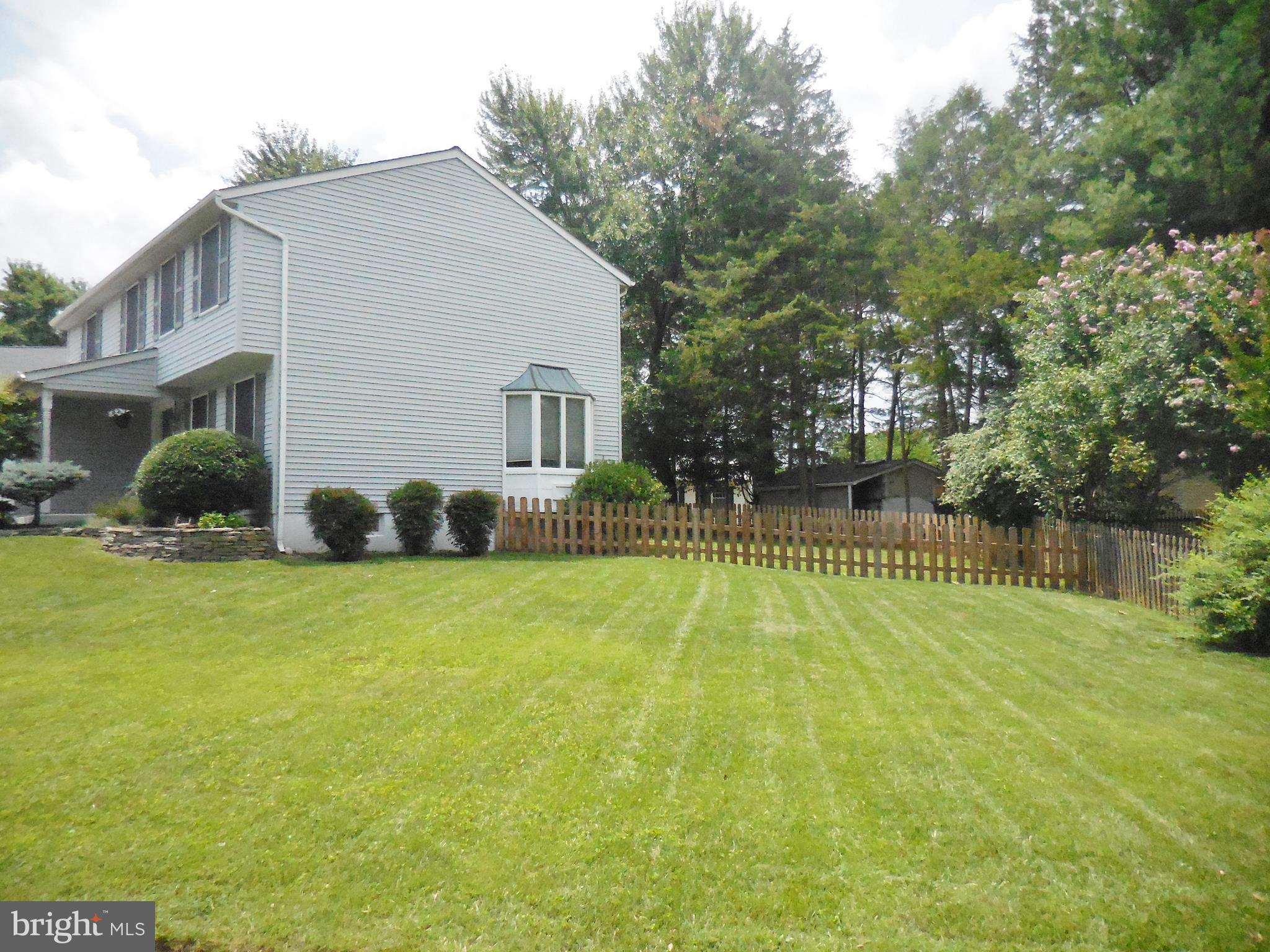 XANADU ESTATES - Residential