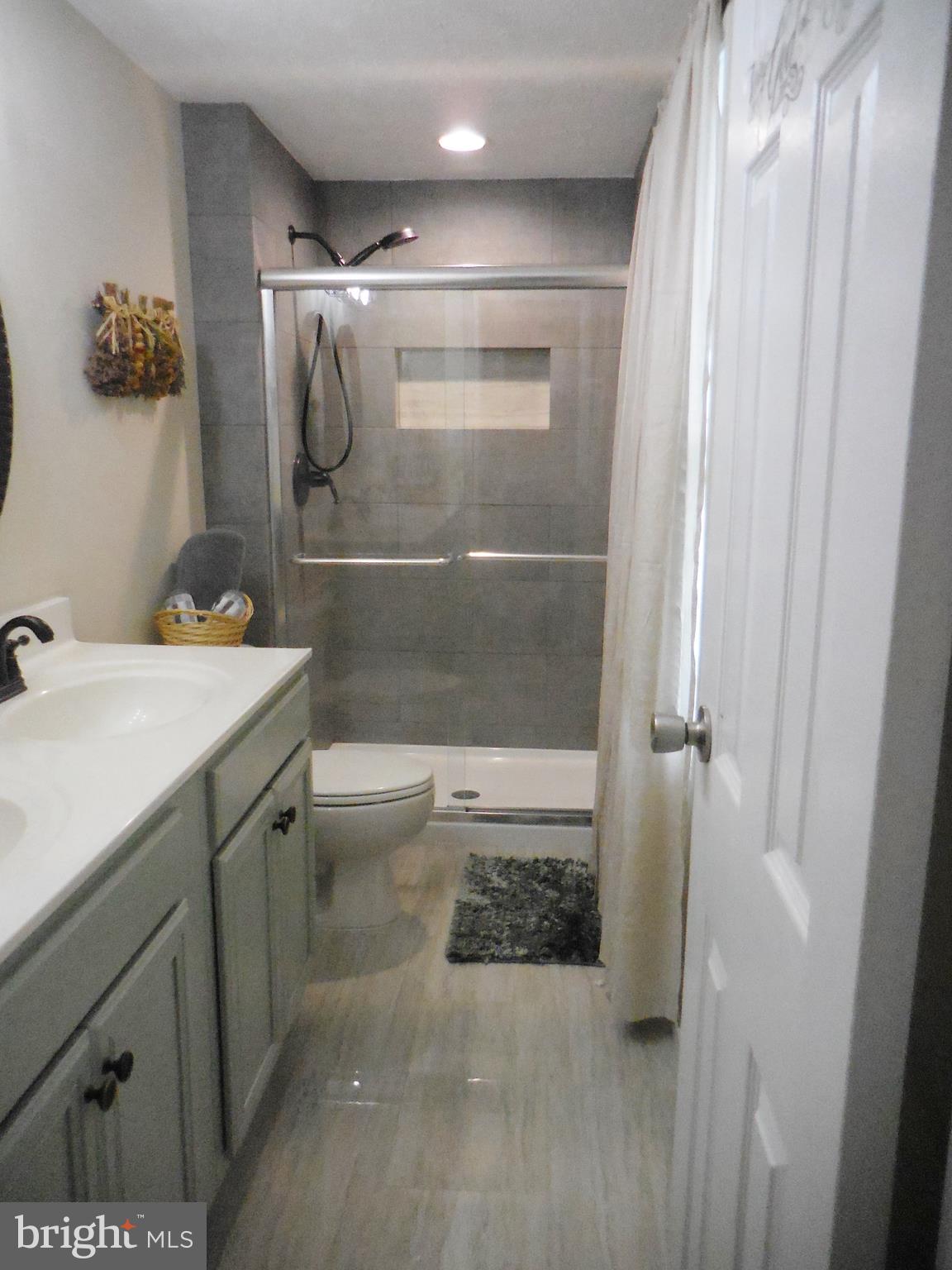 XANADU ESTATES - Residential