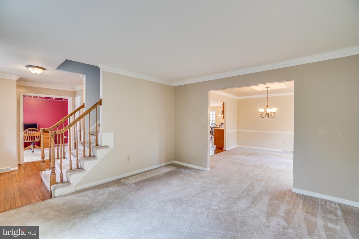 LEE'S HILL COLECHESTER VILLAGE - Residential