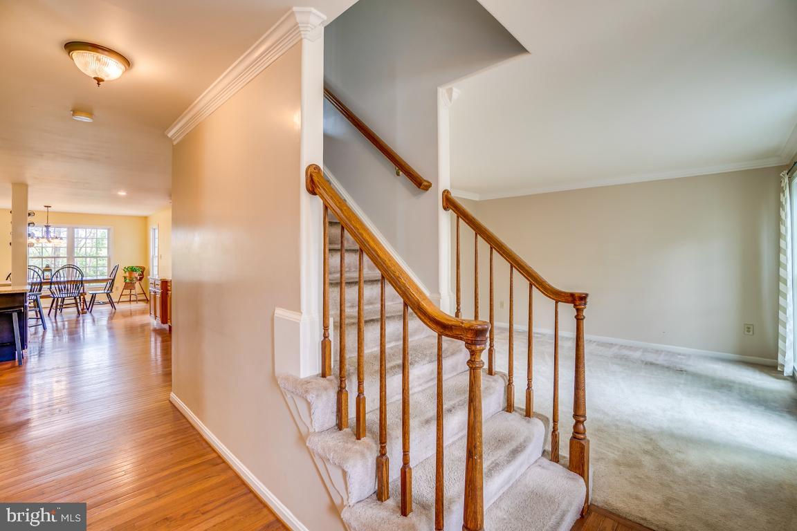 LEE'S HILL COLECHESTER VILLAGE - Residential