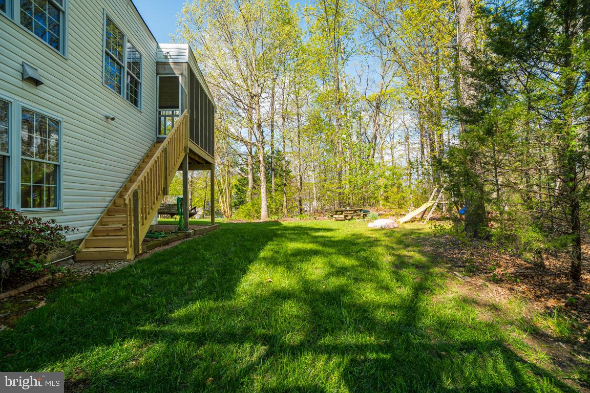 LEE'S HILL COLECHESTER VILLAGE - Residential