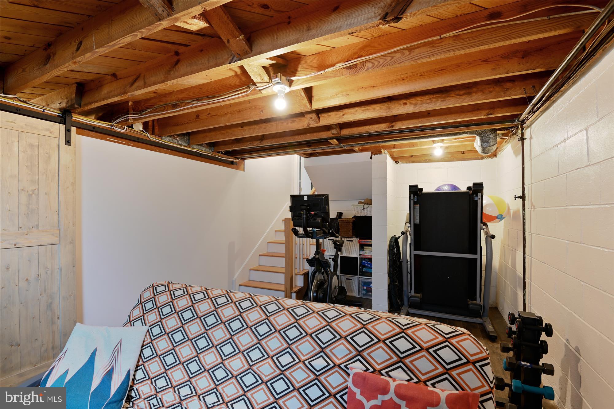 ADMIRAL HEIGHTS - Residential