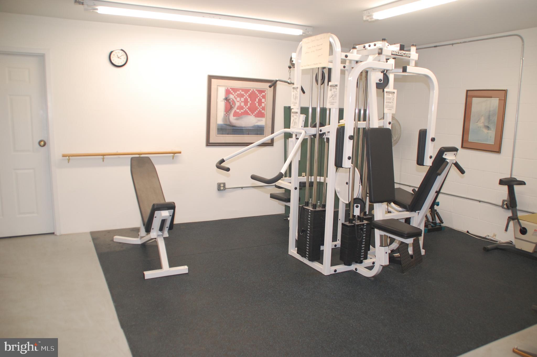 HIDDEN SPRINGS - Residential