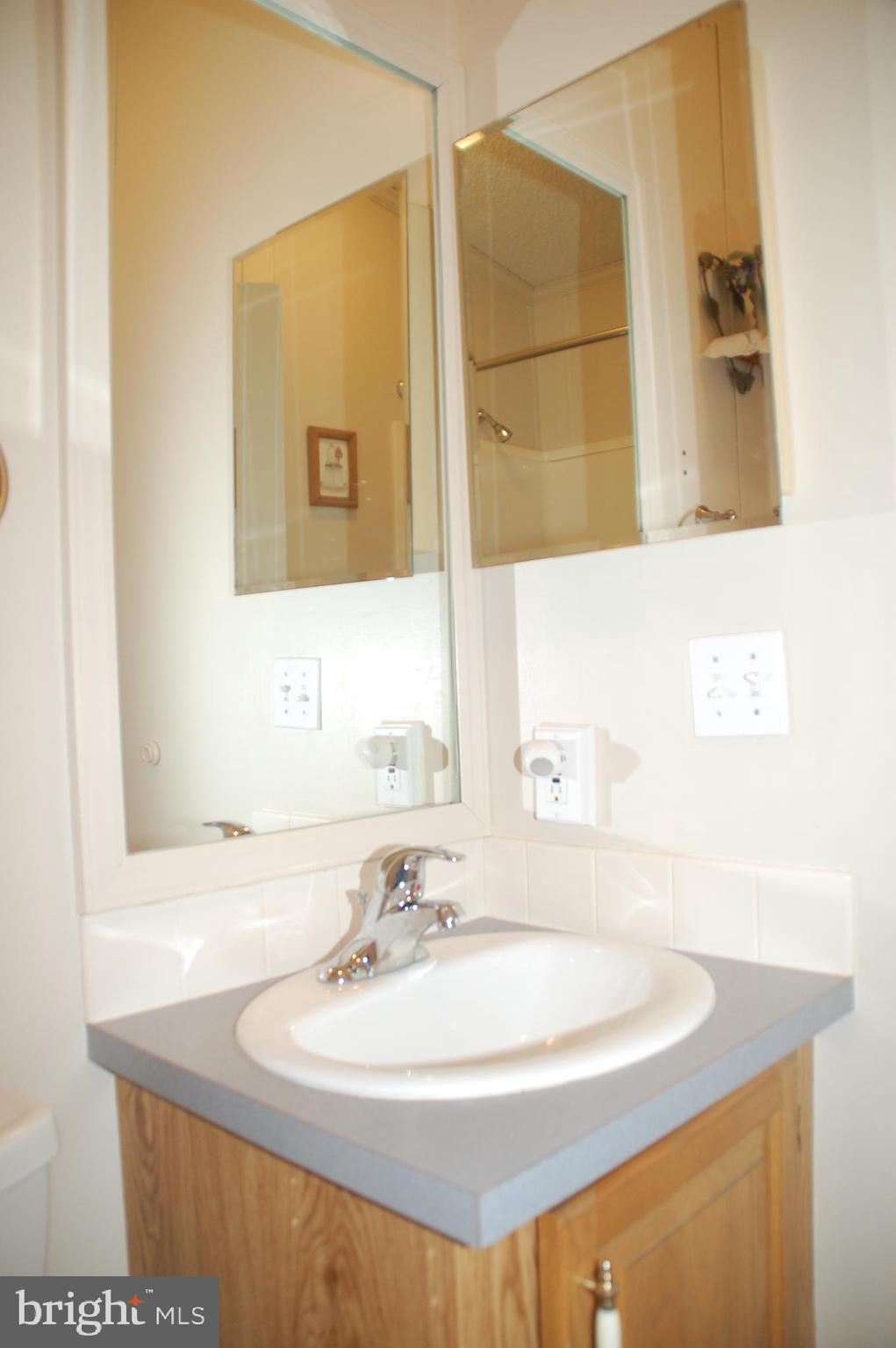 HIDDEN SPRINGS - Residential