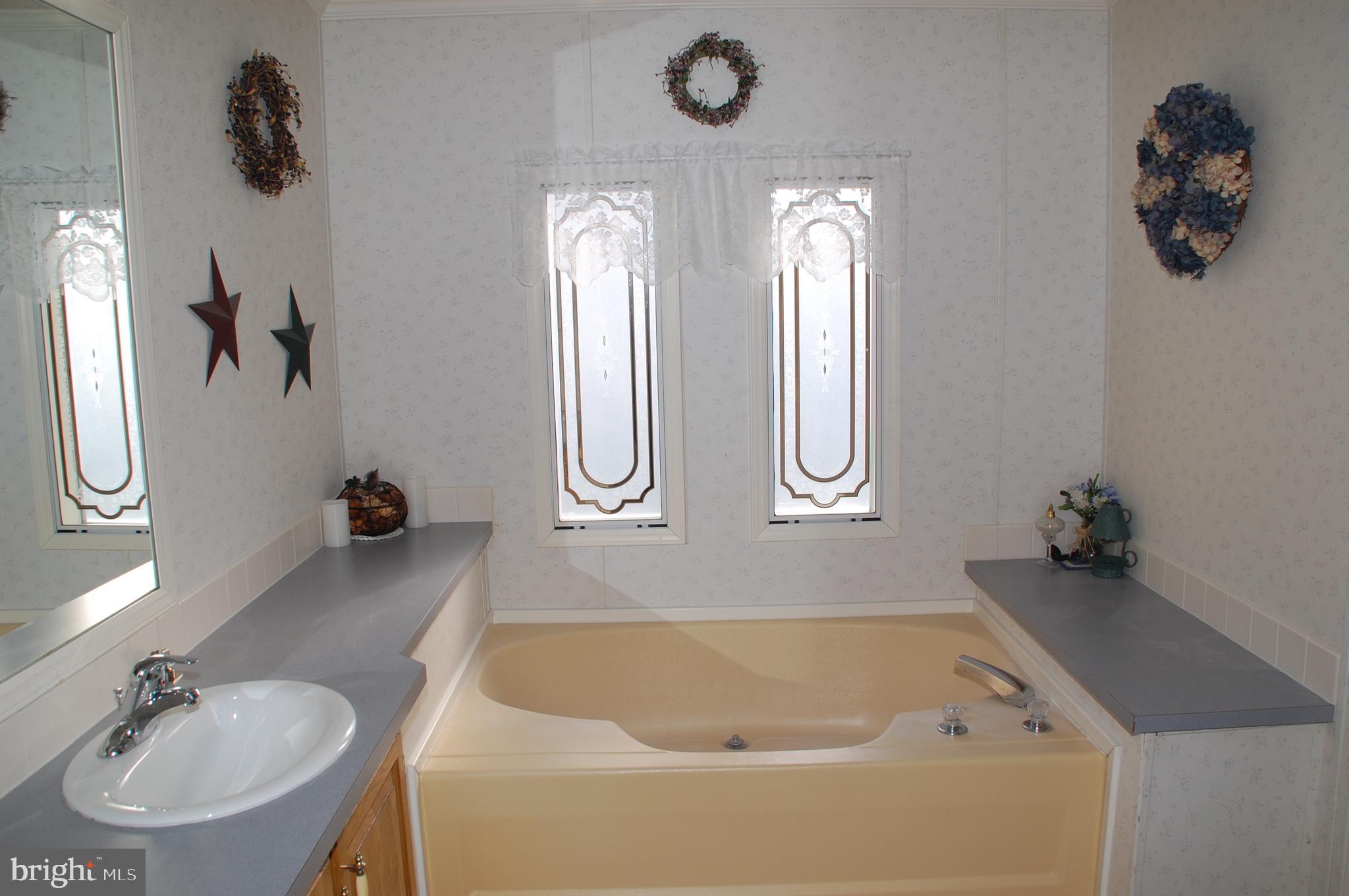 HIDDEN SPRINGS - Residential