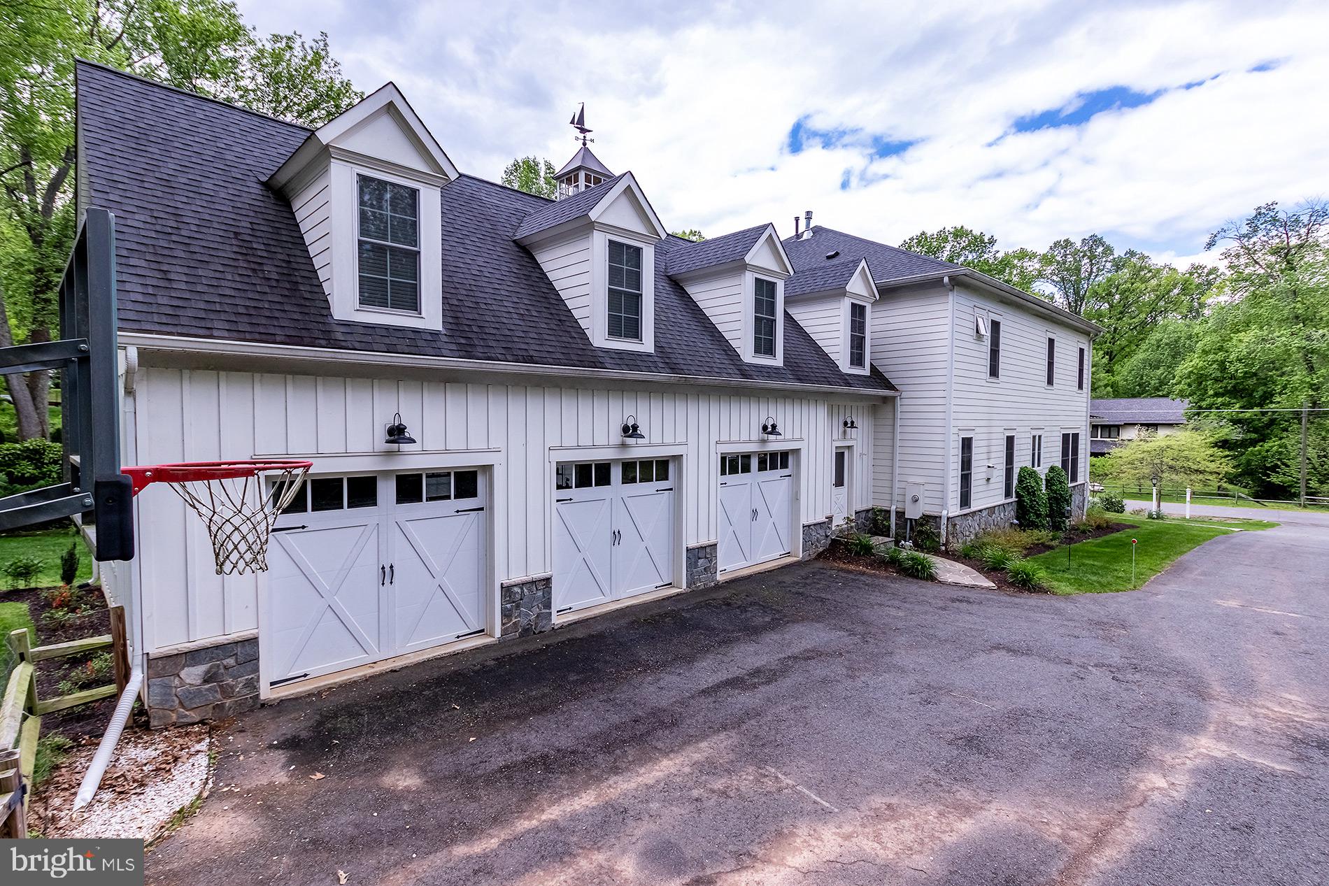 LITTLE VIENNA ESTATES - Residential