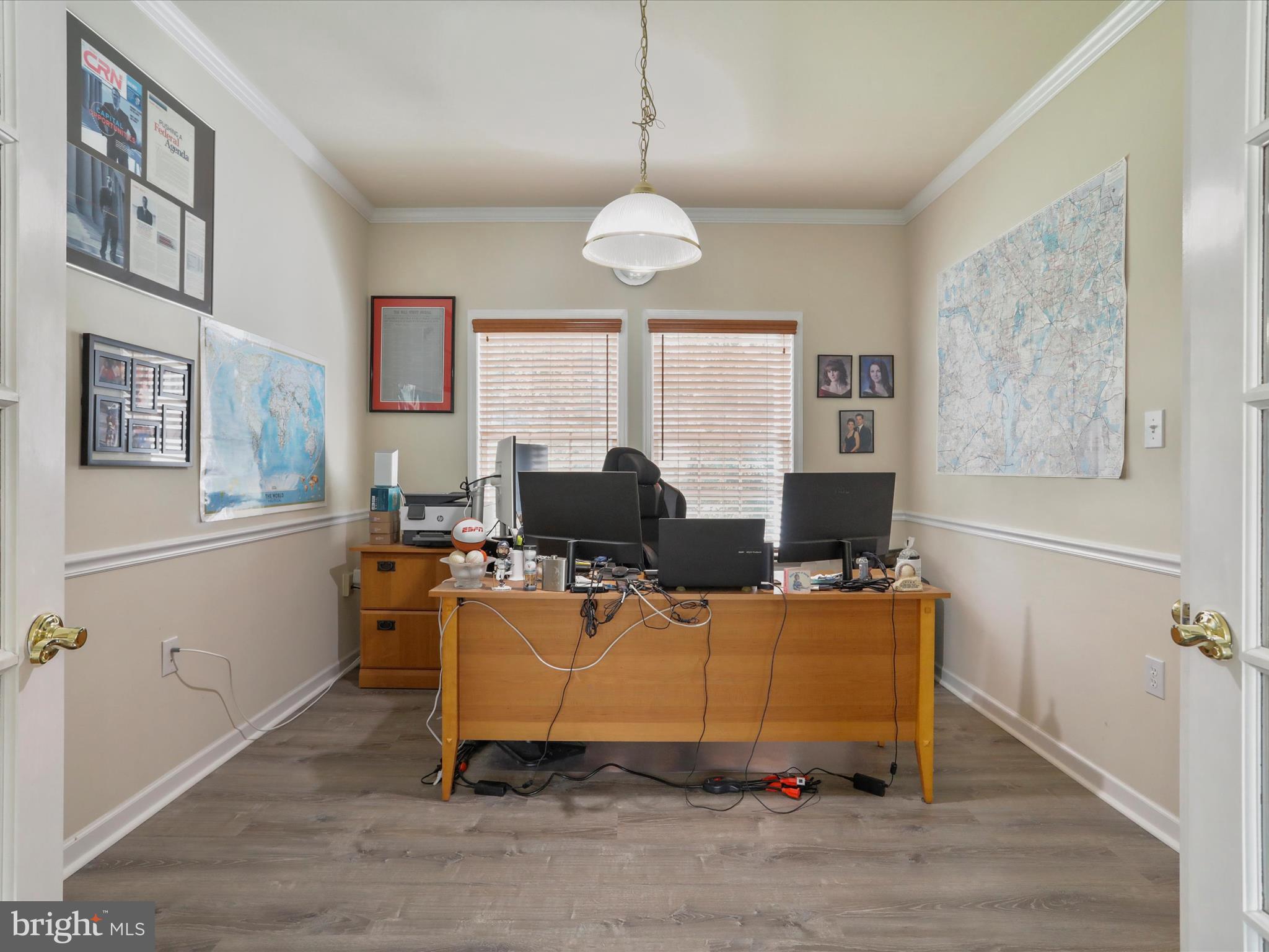 AMBER KNOLLS - Residential