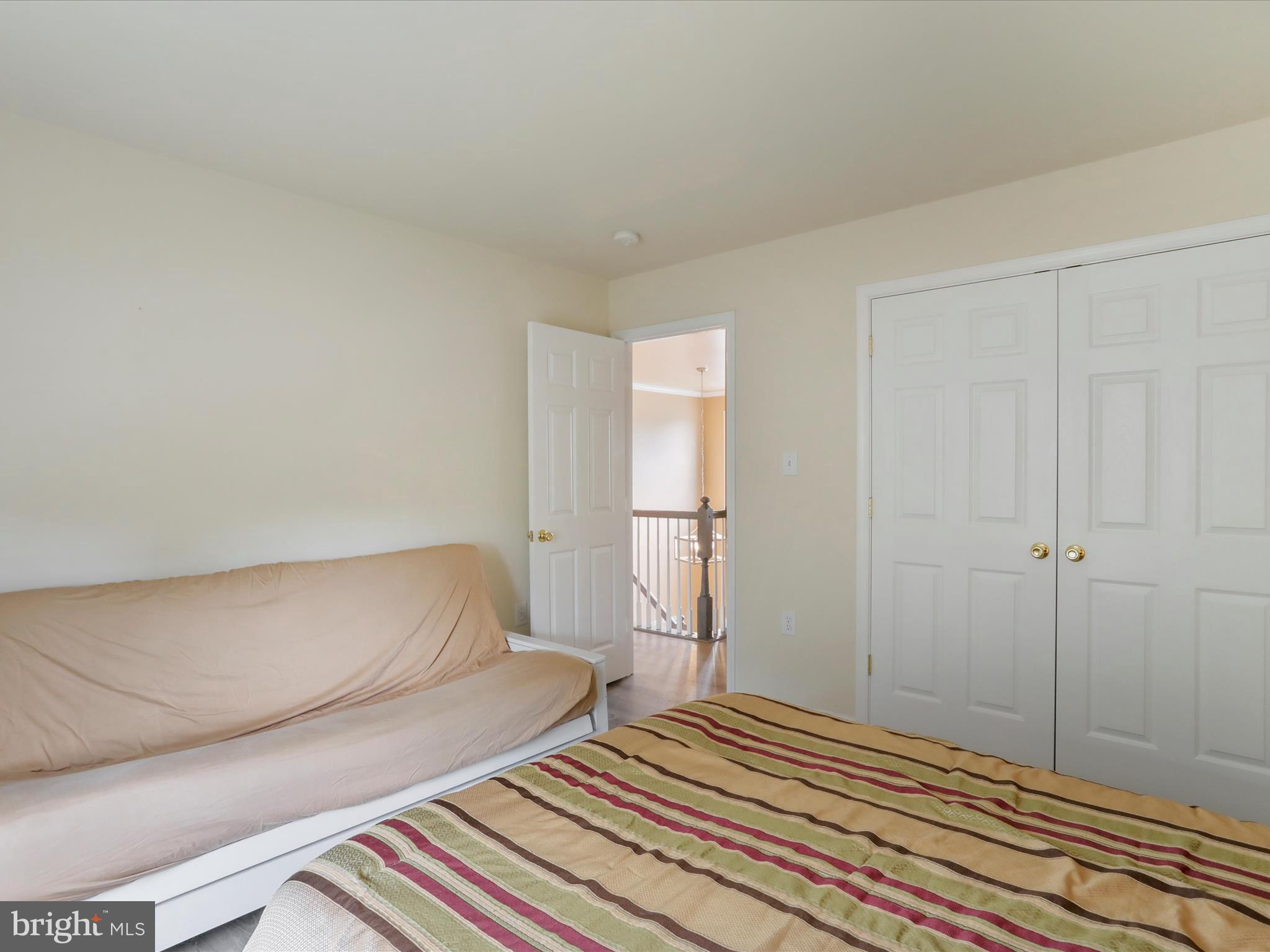 AMBER KNOLLS - Residential