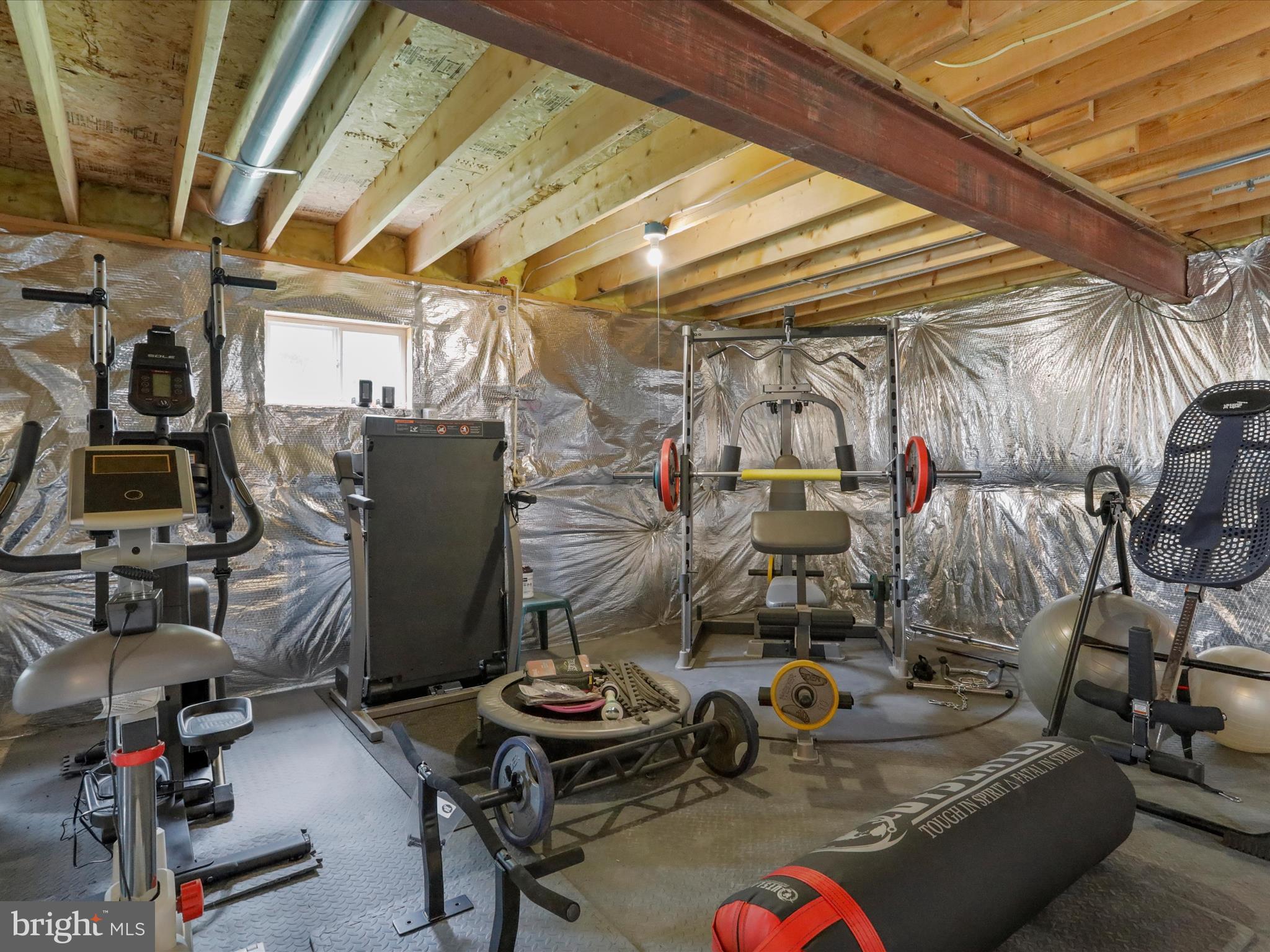 AMBER KNOLLS - Residential