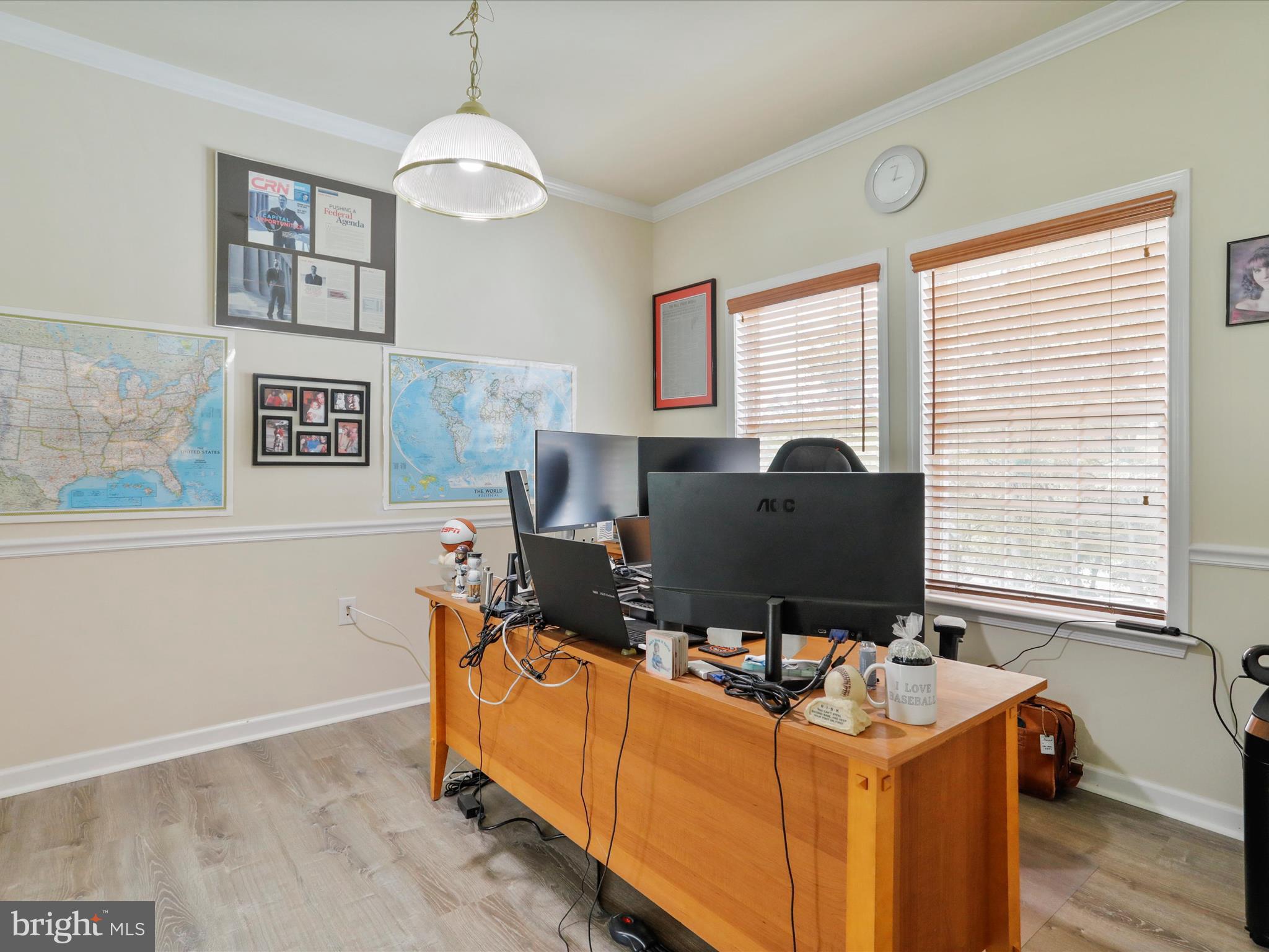 AMBER KNOLLS - Residential