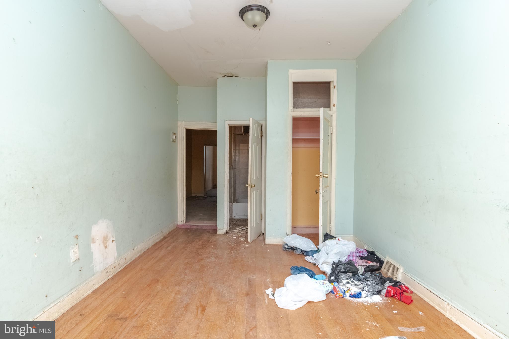 FRANKLINTOWN ROAD - Residential