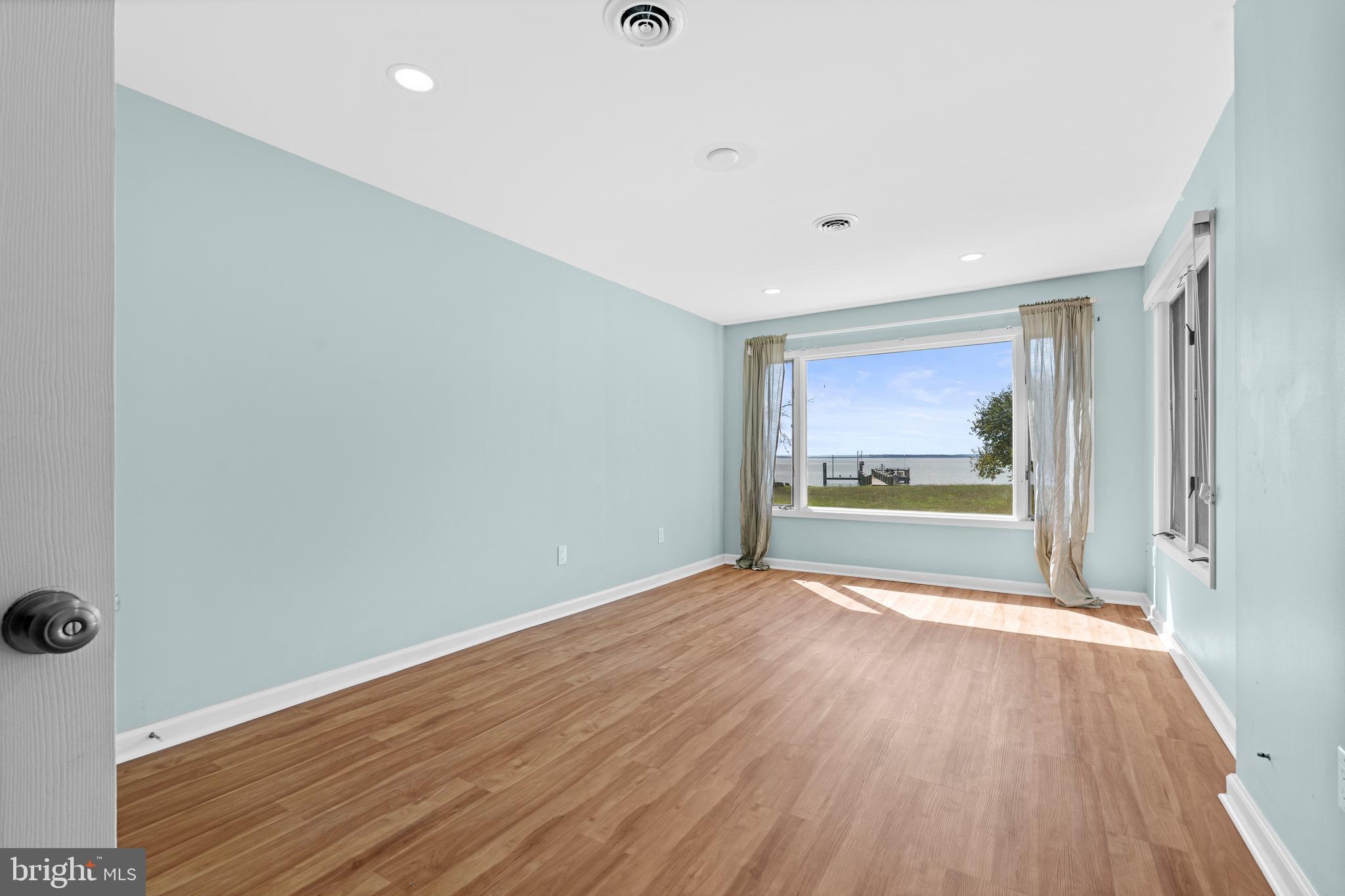 PINEY POINT - Residential