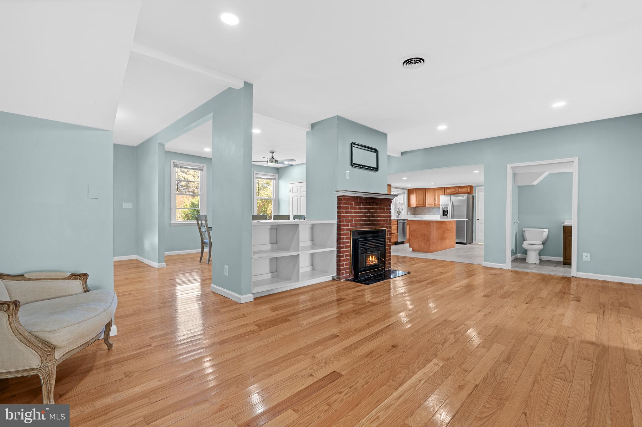 PINEY POINT - Residential