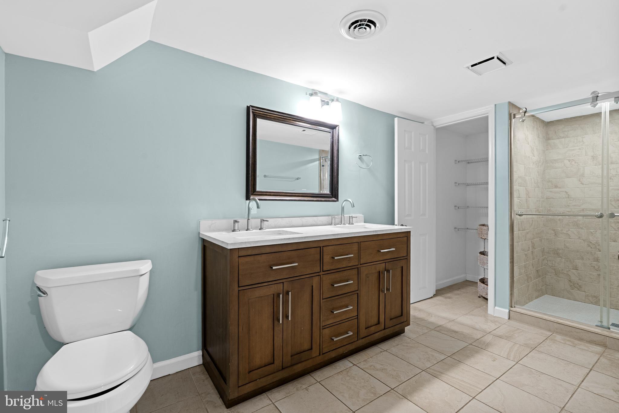 PINEY POINT - Residential