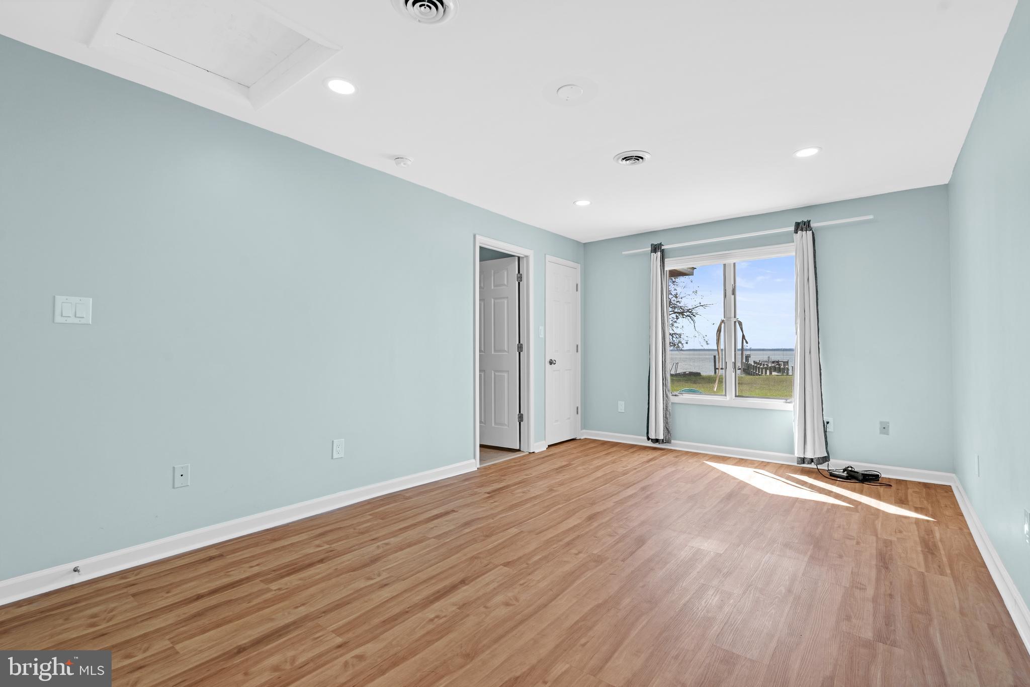 PINEY POINT - Residential