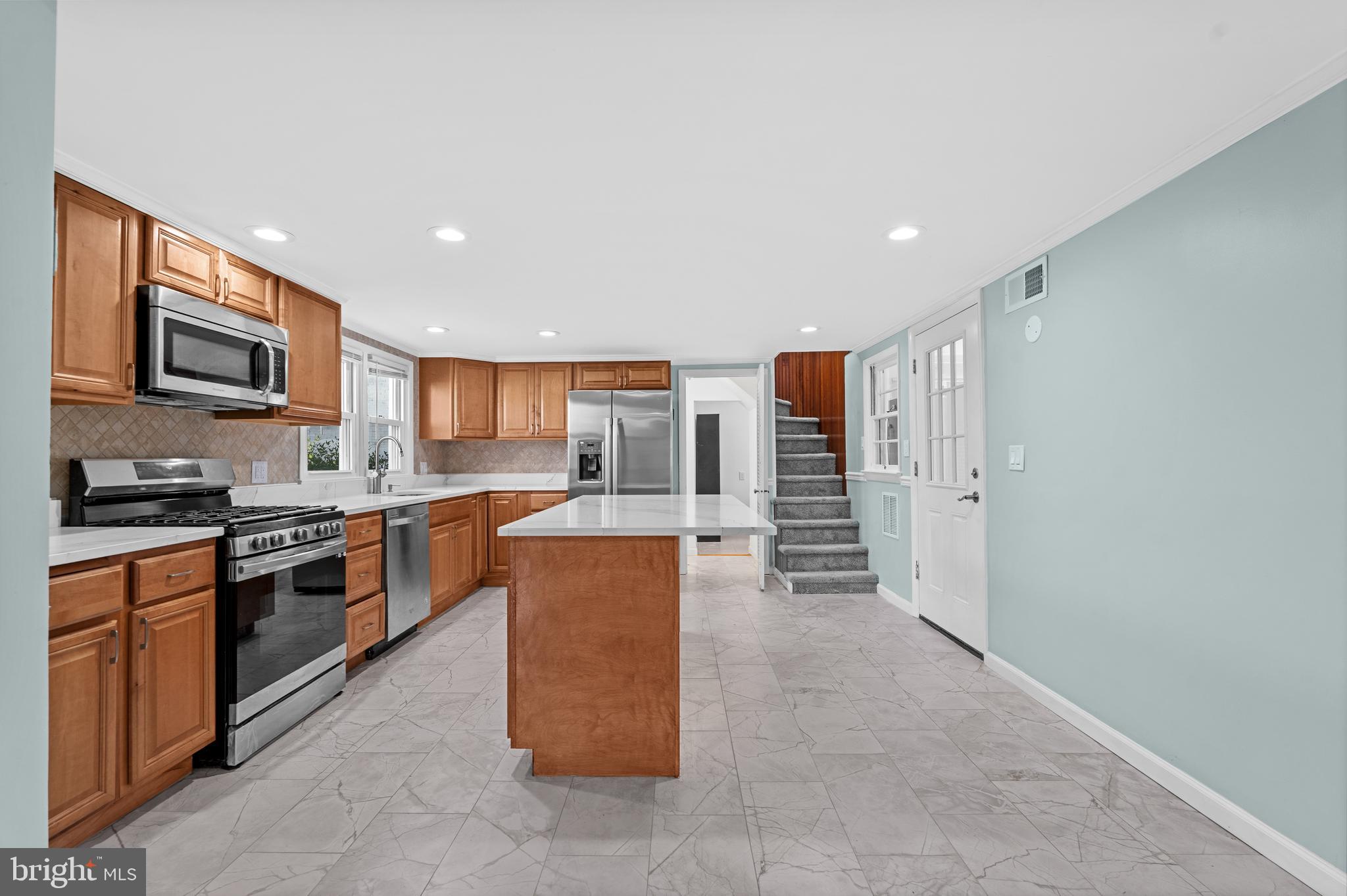 PINEY POINT - Residential