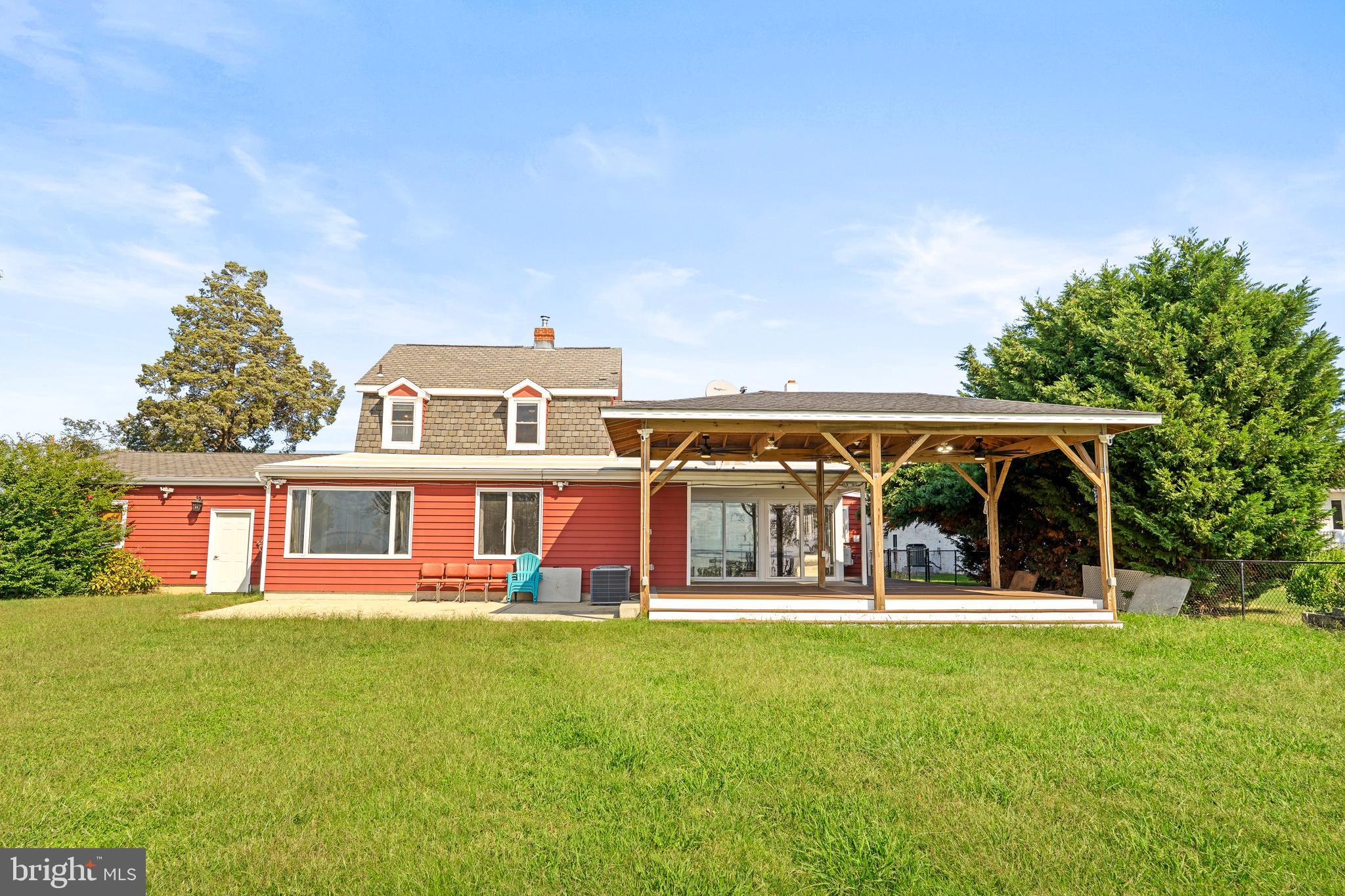 PINEY POINT - Residential