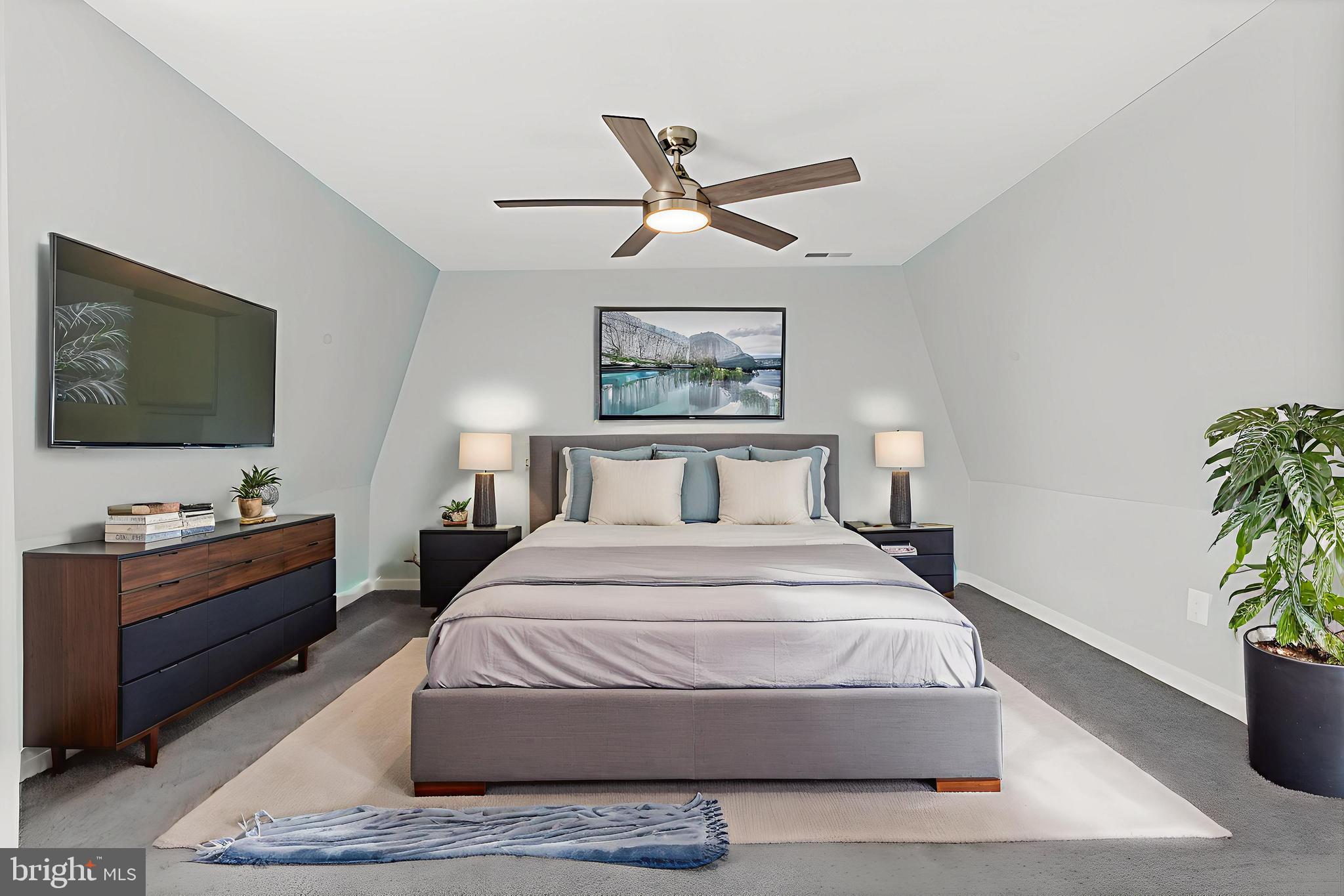 PINEY POINT - Residential