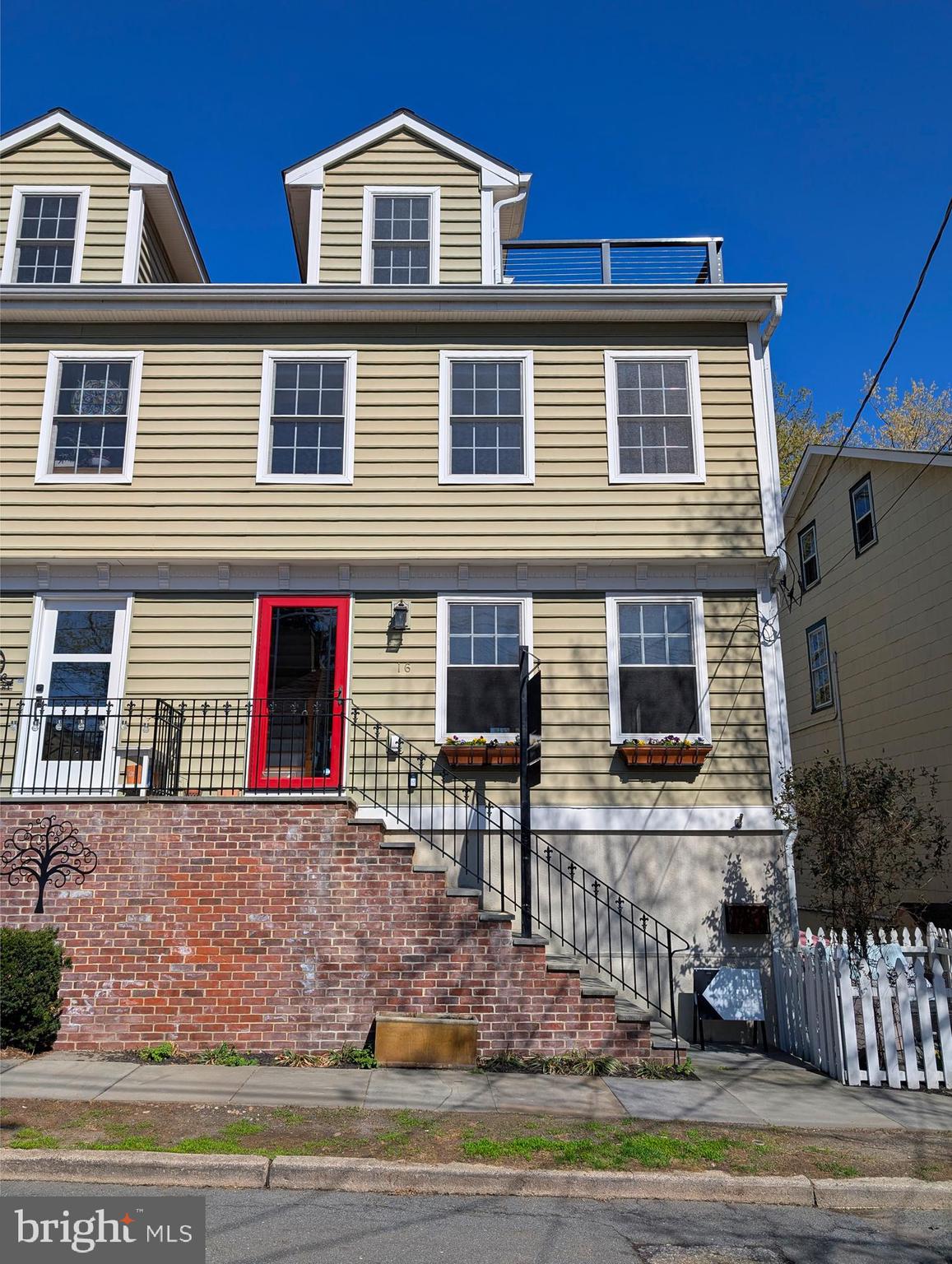 16 S UNION STREET