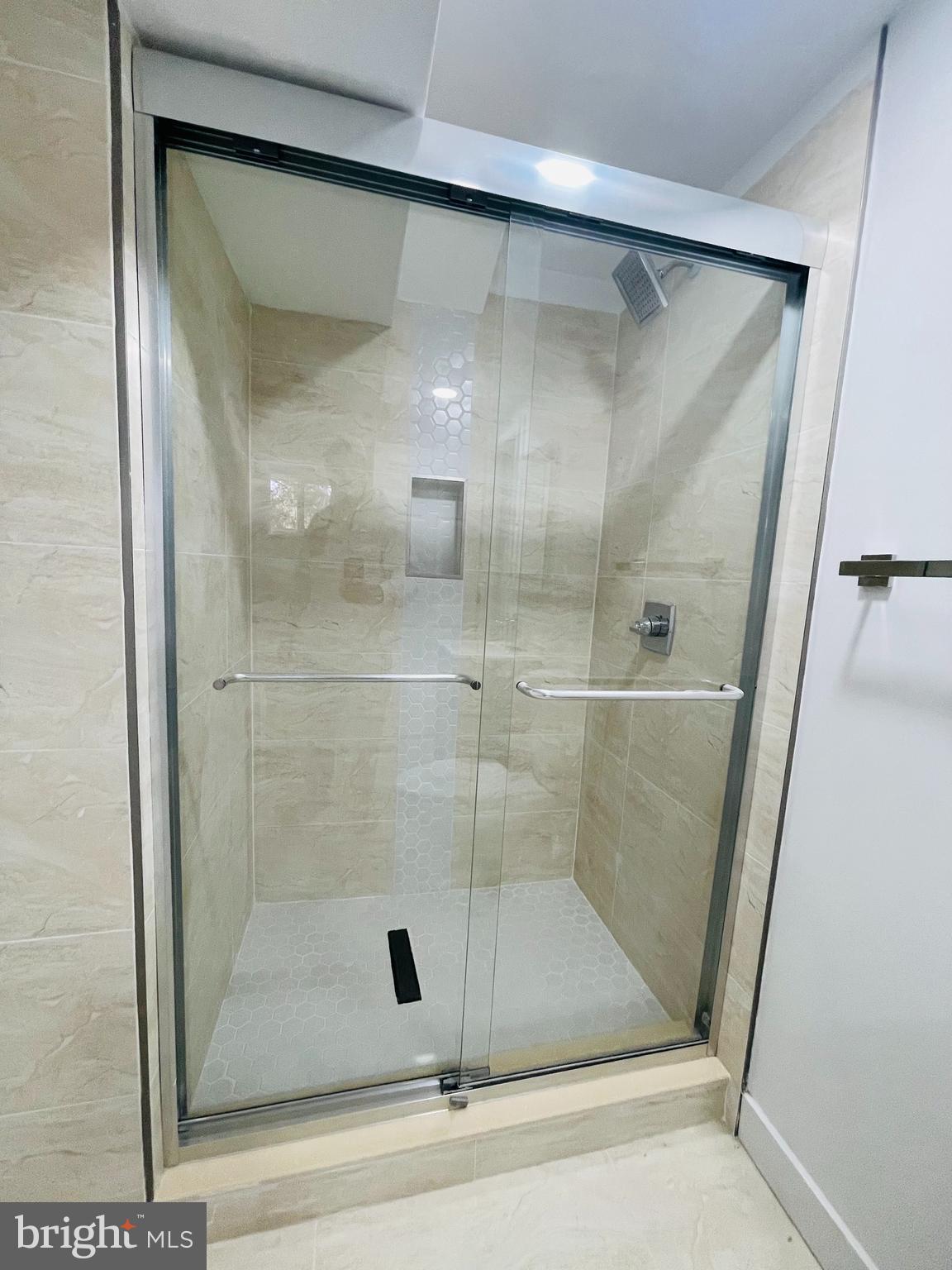 ROXBOROUGH - Residential