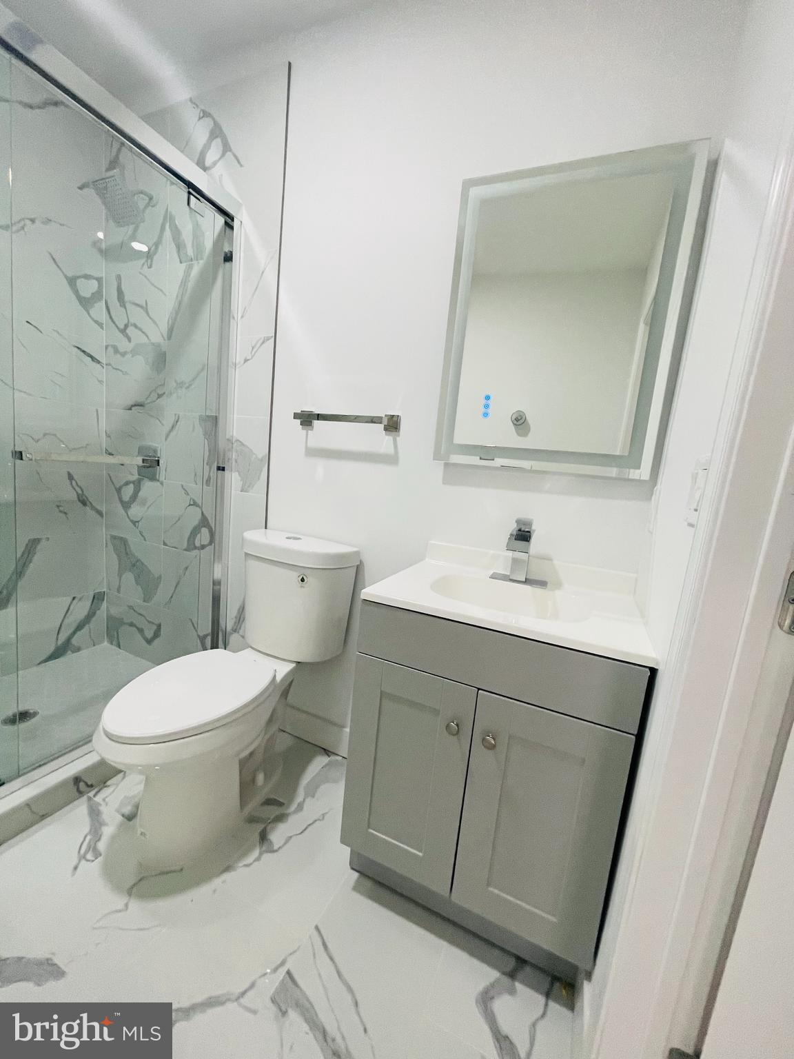 ROXBOROUGH - Residential