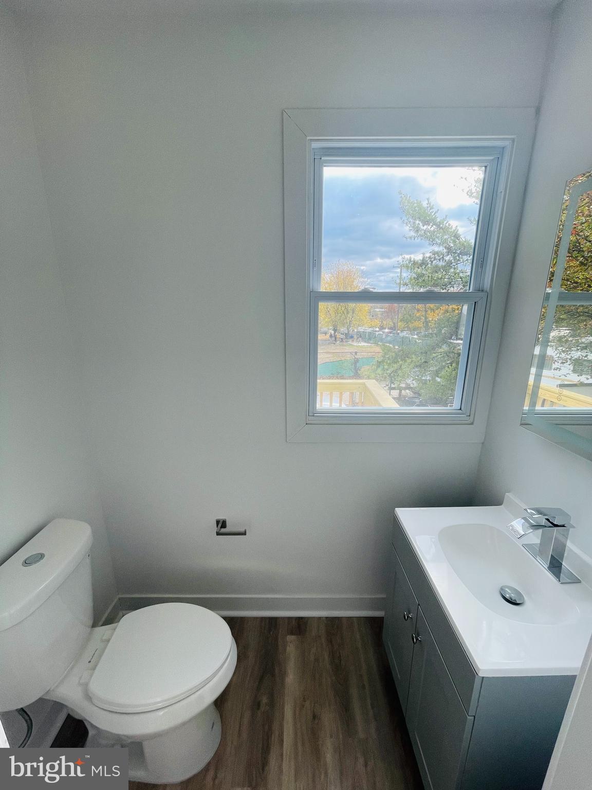 ROXBOROUGH - Residential