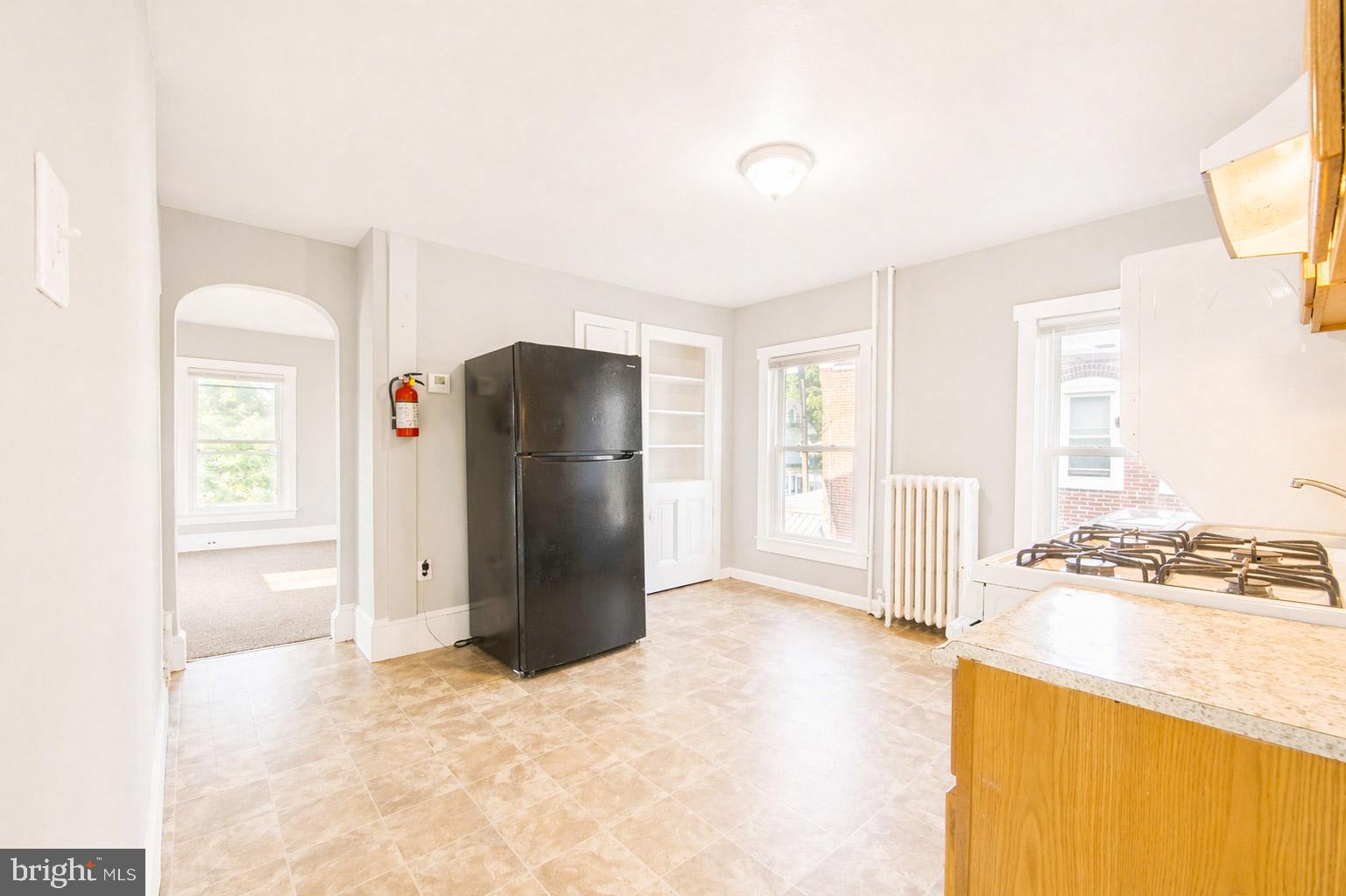 53 E HANCOCK STREET B