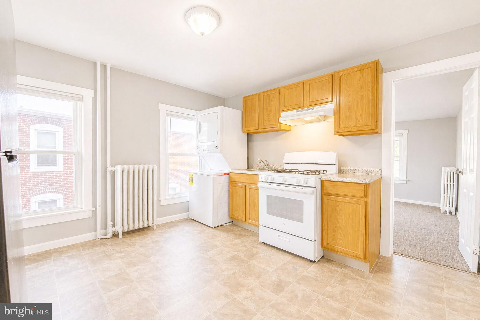 53 E HANCOCK STREET B