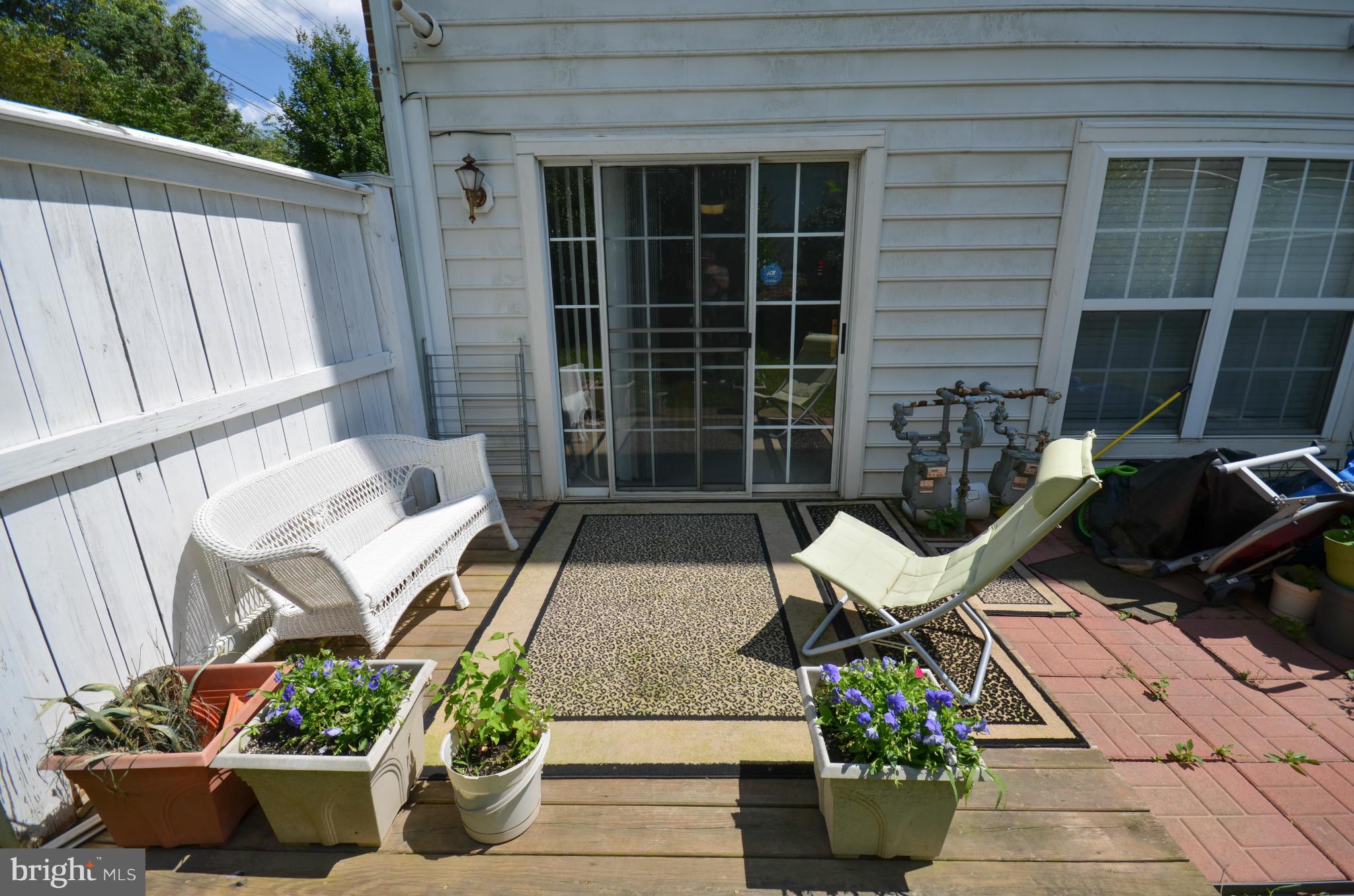 KING FARM WATKINS POND - Residential Lease