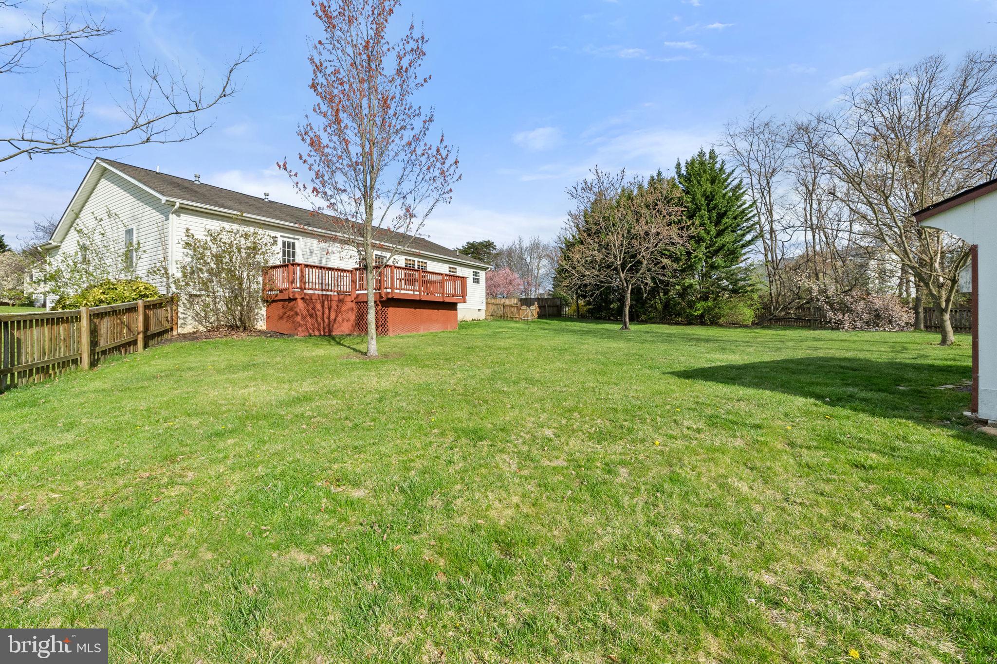 ASH HOLLOW ESTATES - Residential Lease