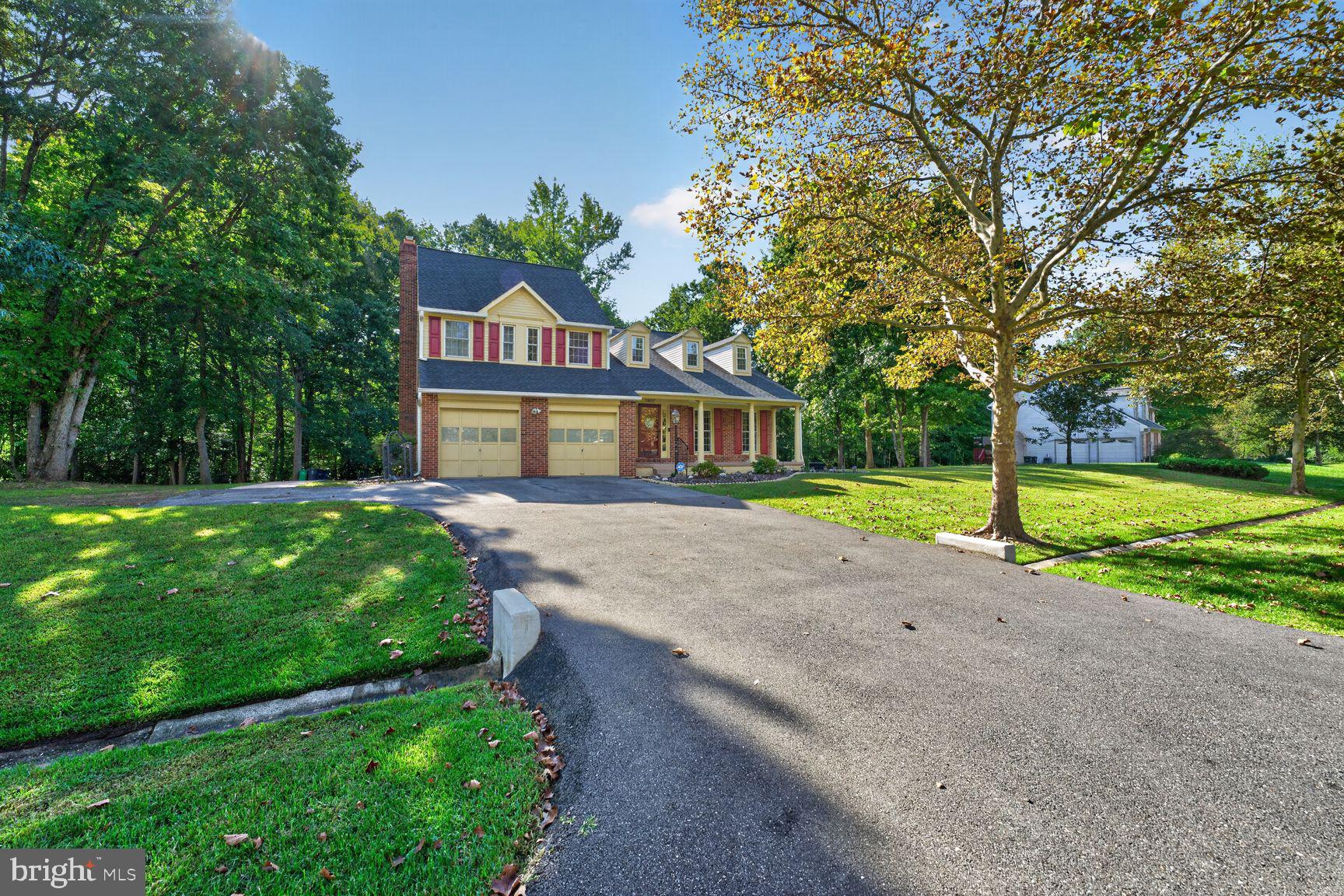 7407 LAKE GLEN