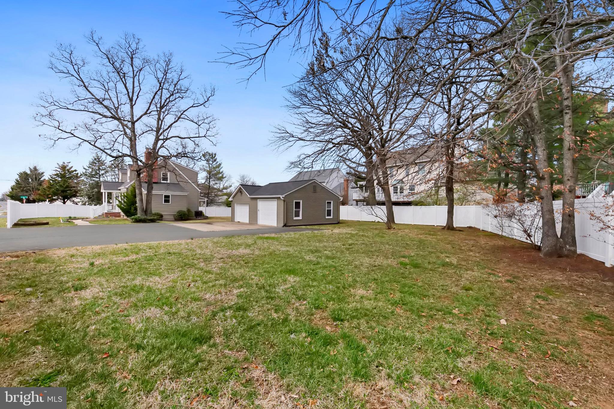 DARNESTOWN OUTSIDE - Residential