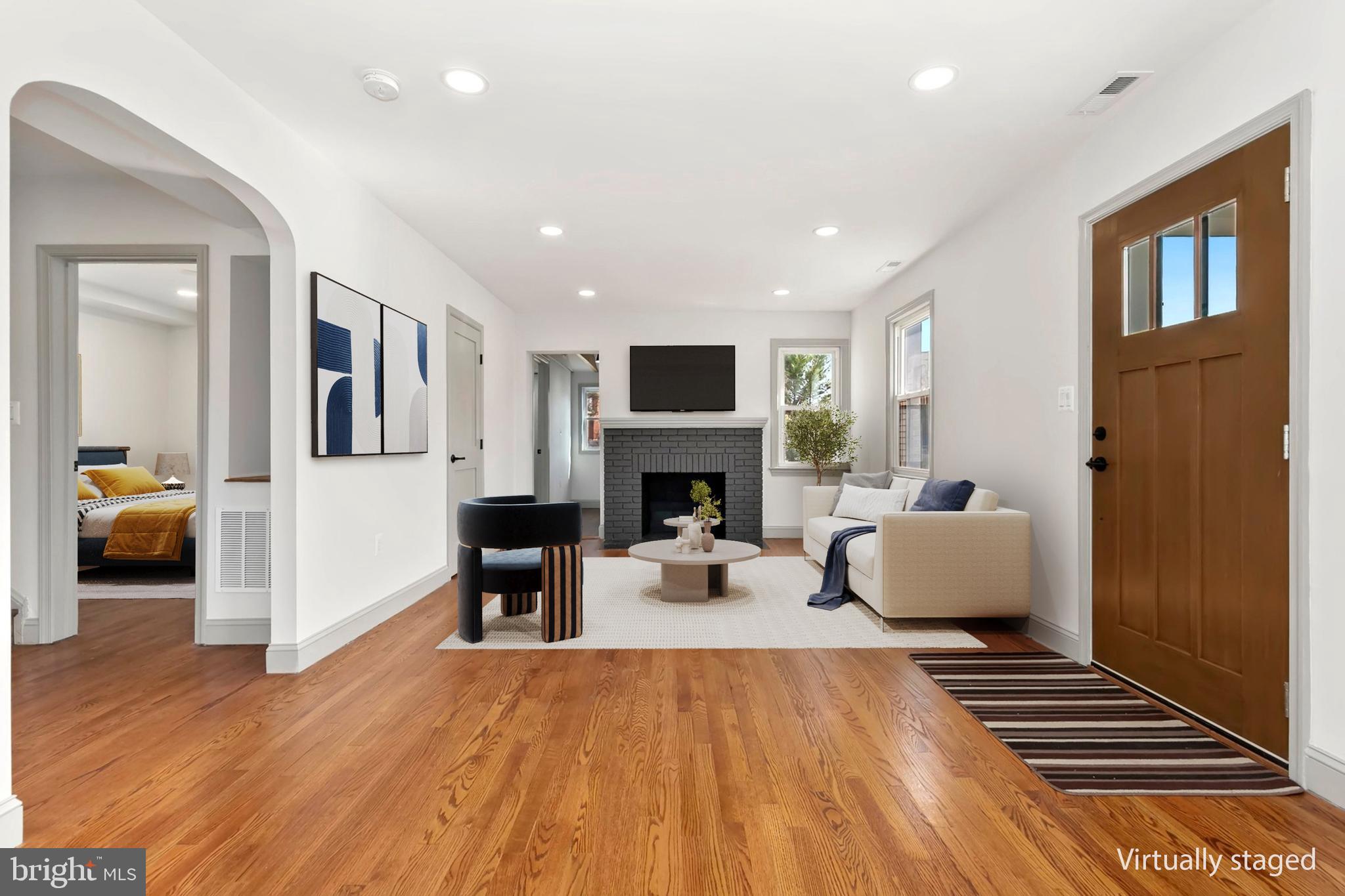 DARNESTOWN OUTSIDE - Residential