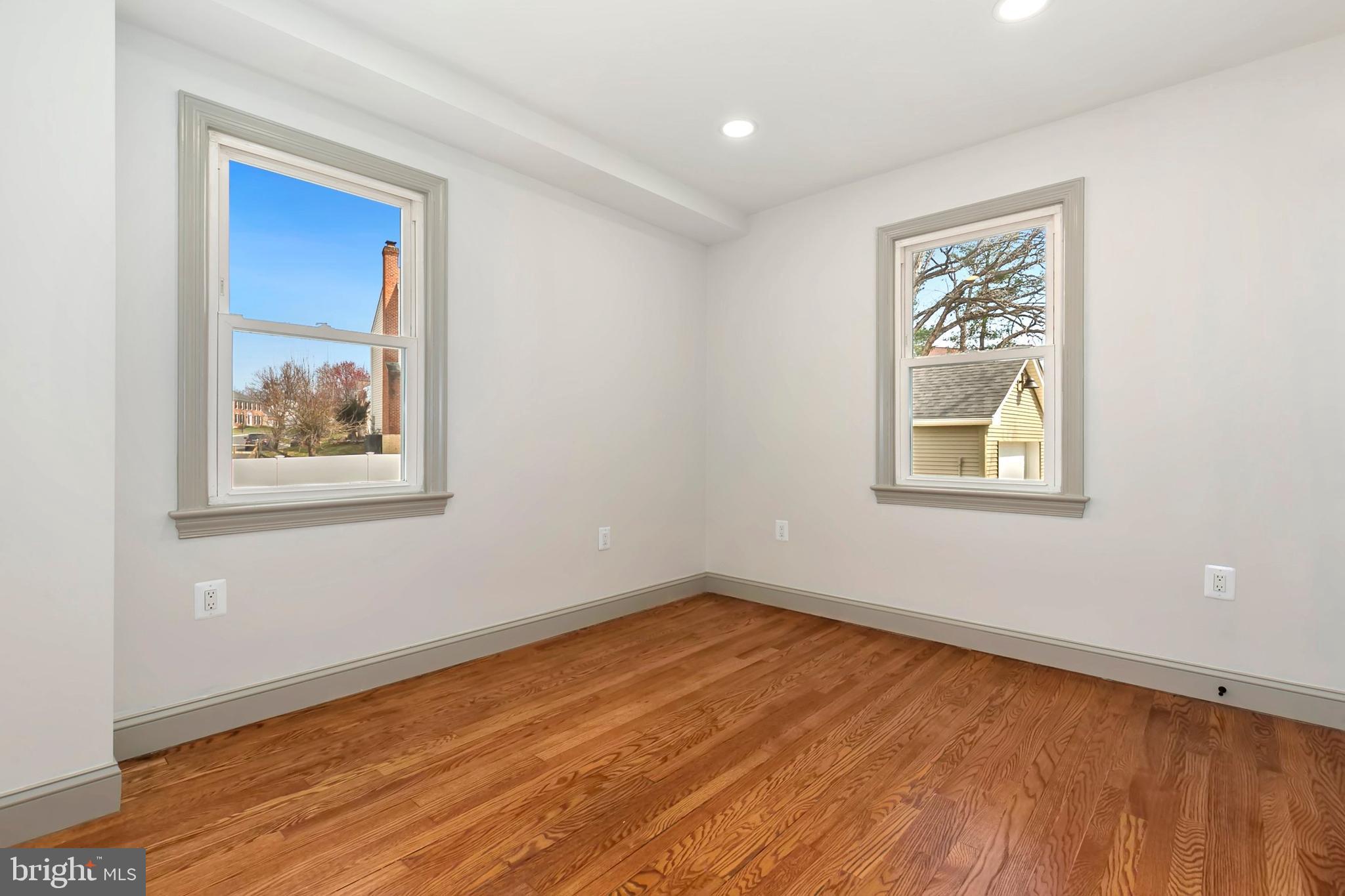 DARNESTOWN OUTSIDE - Residential