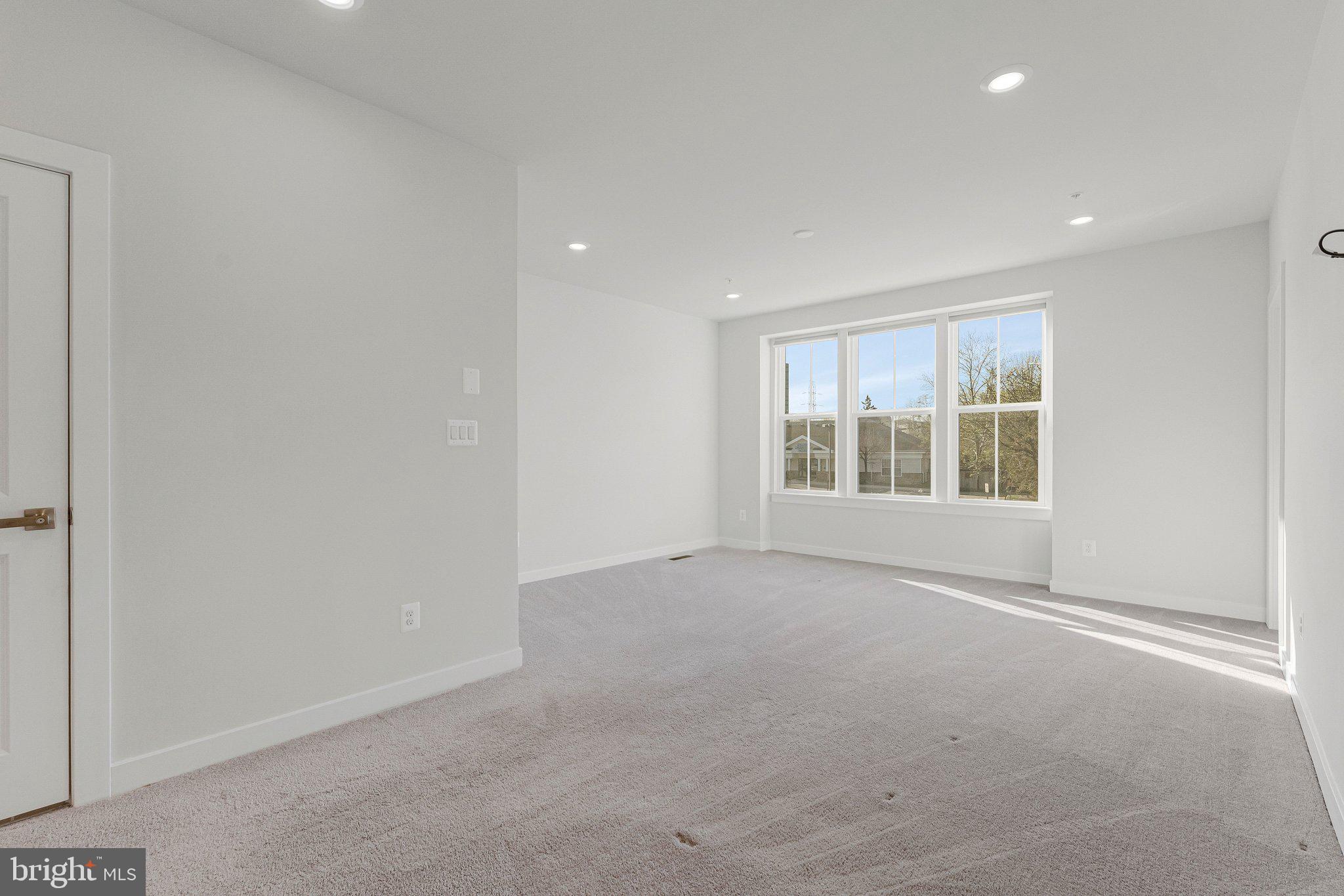 WOODLAND PARK - Residential