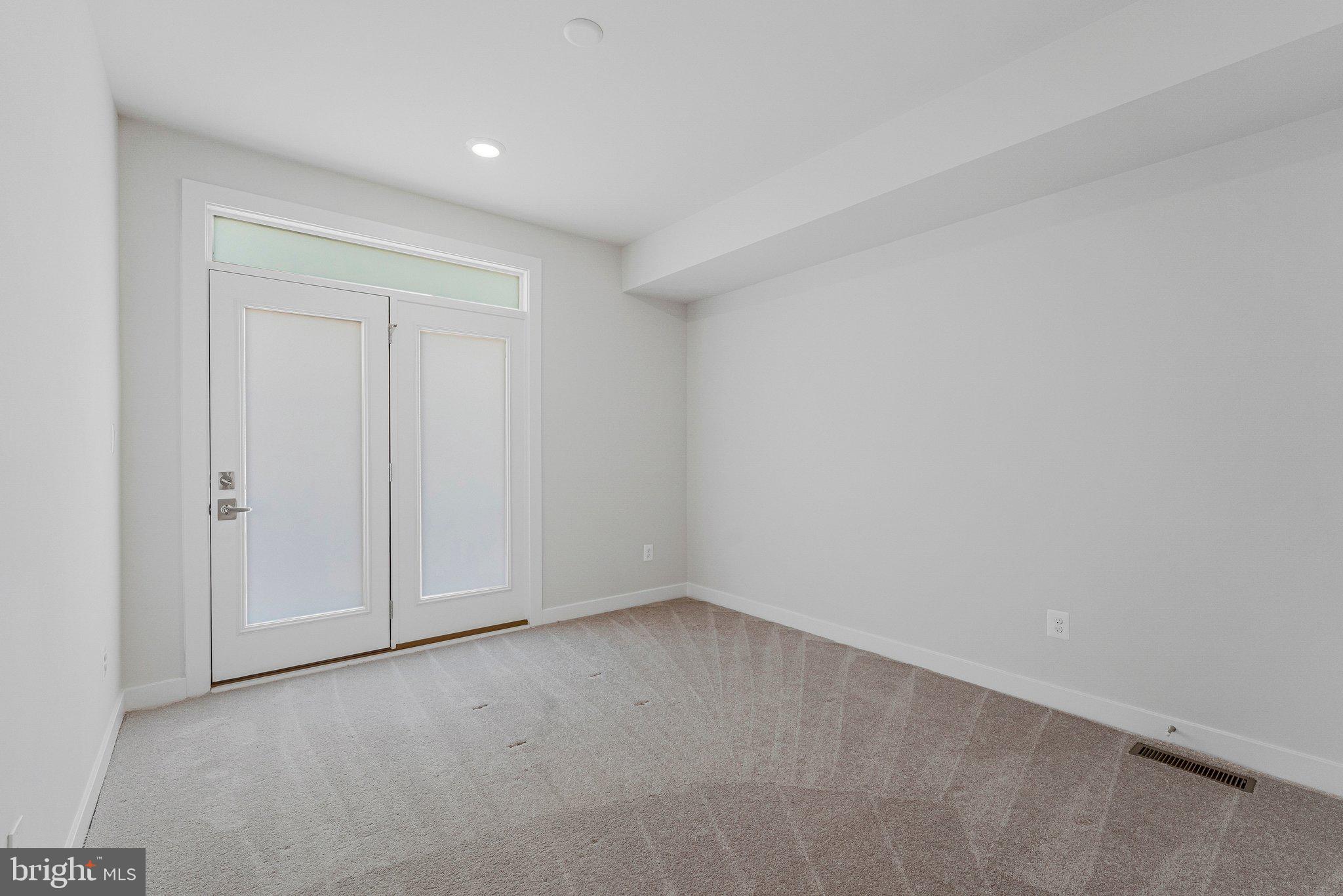 WOODLAND PARK - Residential