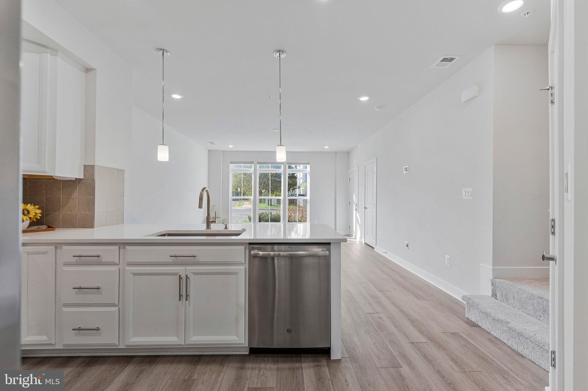 WOODLAND PARK - Residential